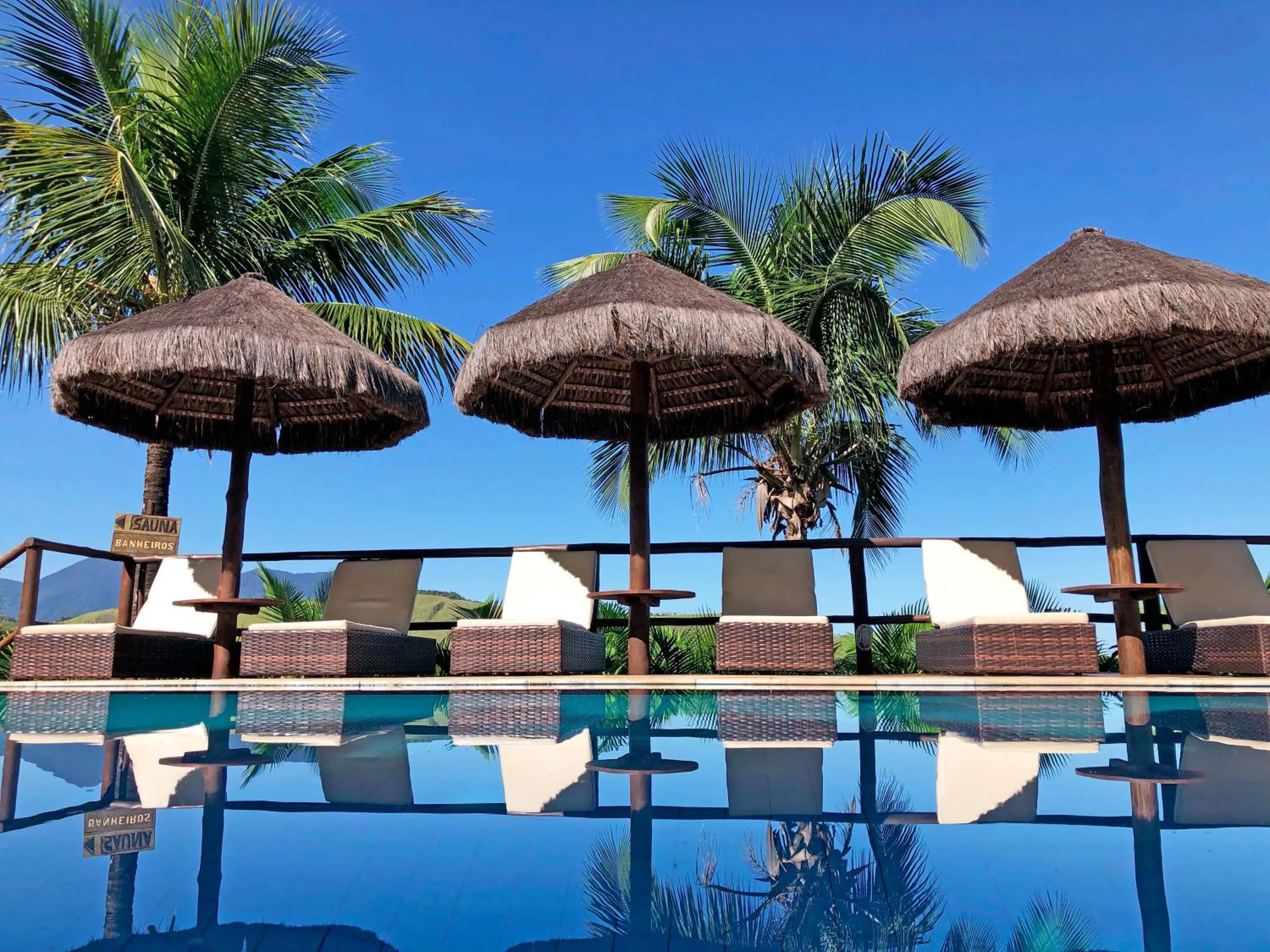 Swimming pool in Ilha de Toque Toque Eco Hotel