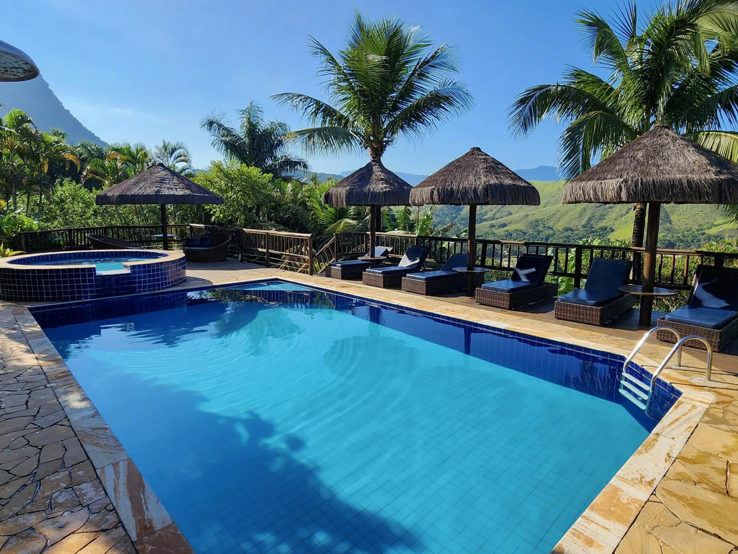 Swimming pool in Ilha de Toque Toque Eco Hotel
