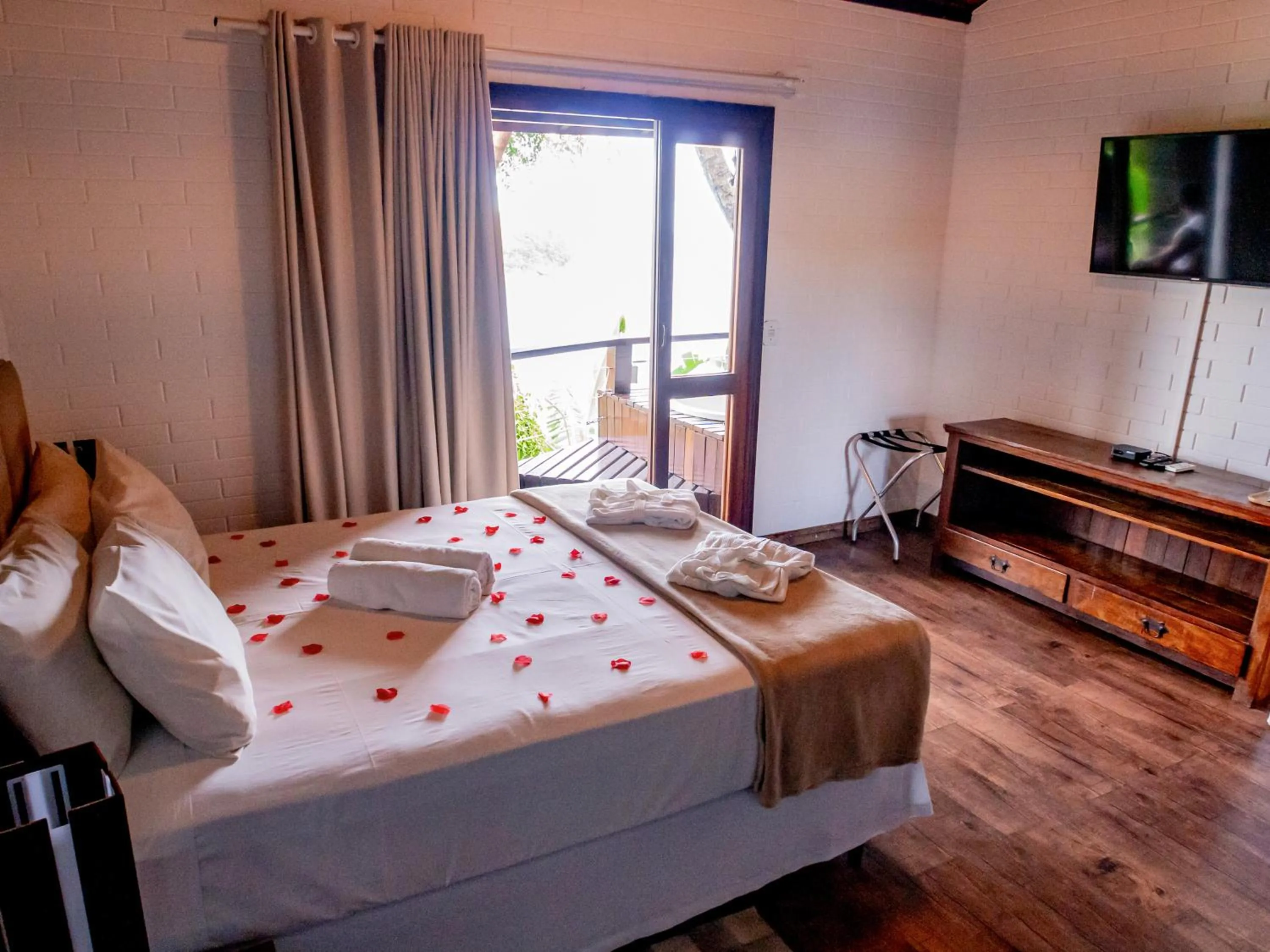 Bedroom, Bed in Ilha de Toque Toque Eco Hotel