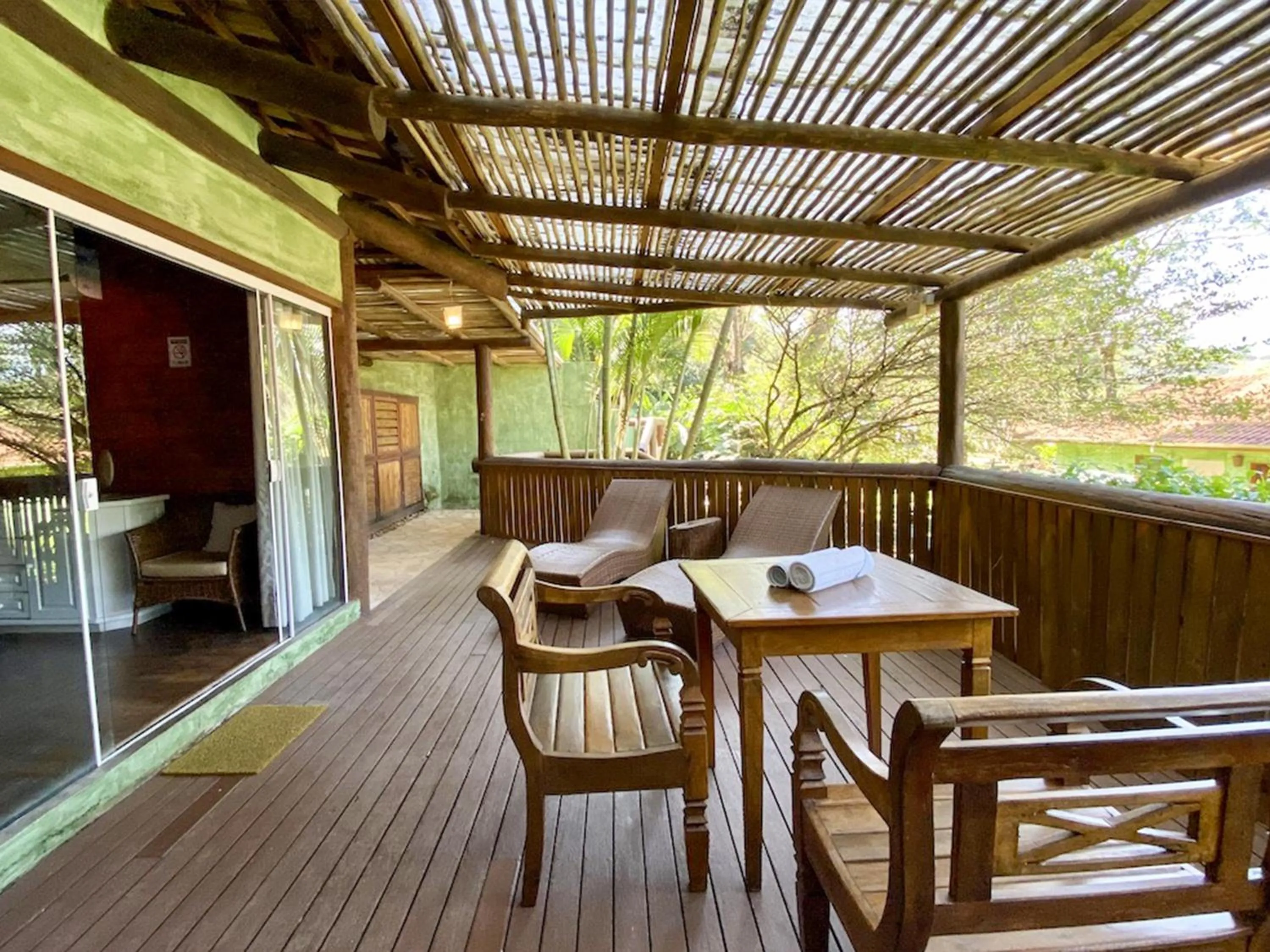 Patio in Ilha de Toque Toque Eco Hotel