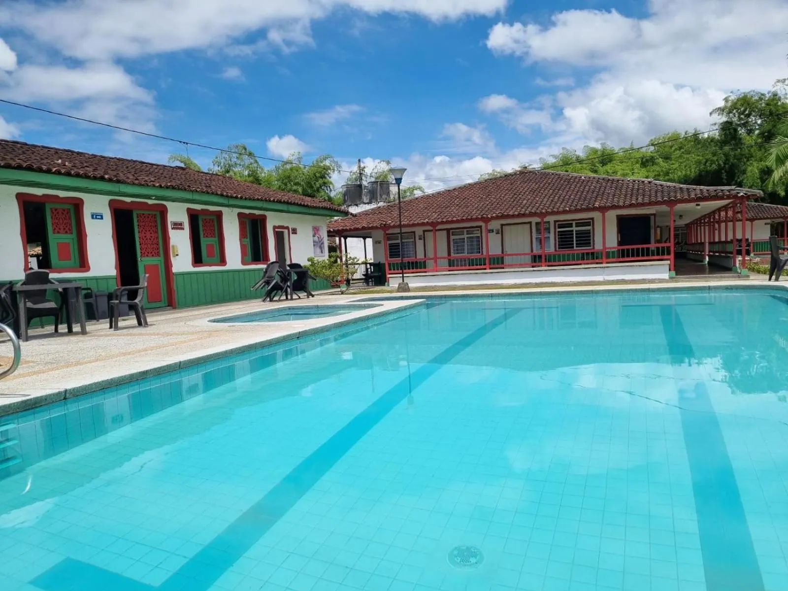 Swimming pool in Hotel campestre La Floresta