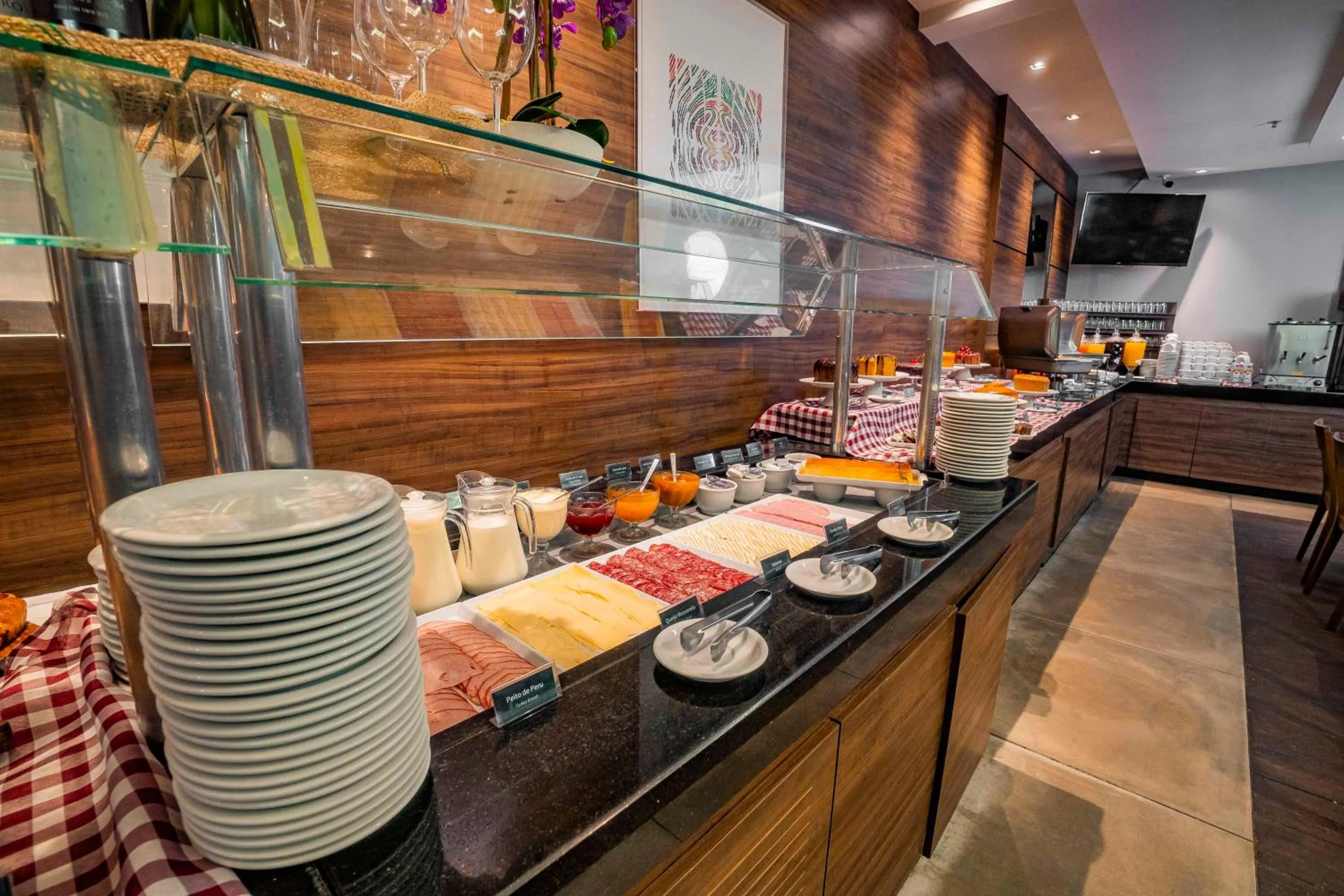 Restaurant/places to eat in Hotel Laghetto Bento