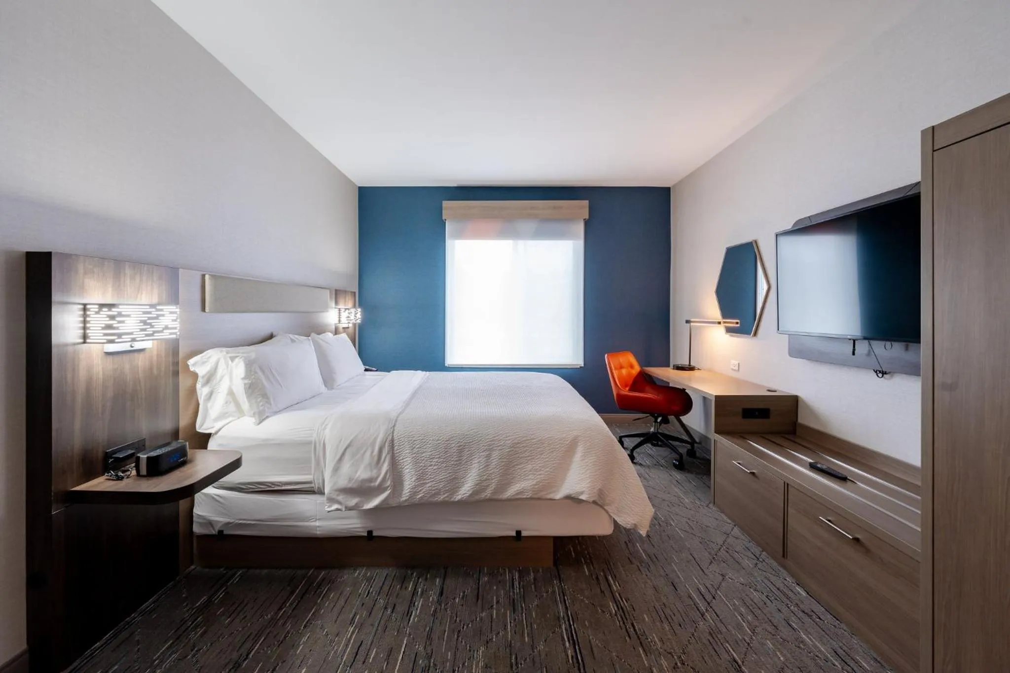 Photo of the whole room, Bed in Holiday Inn Express & Suites Frazier Park by IHG