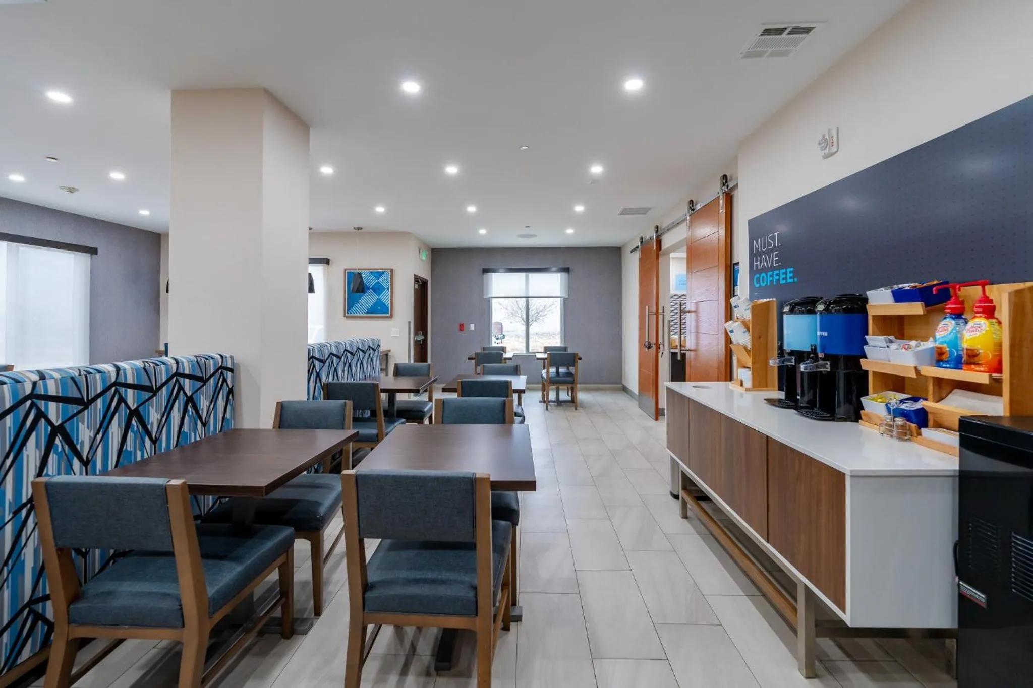 Breakfast in Holiday Inn Express & Suites Frazier Park by IHG