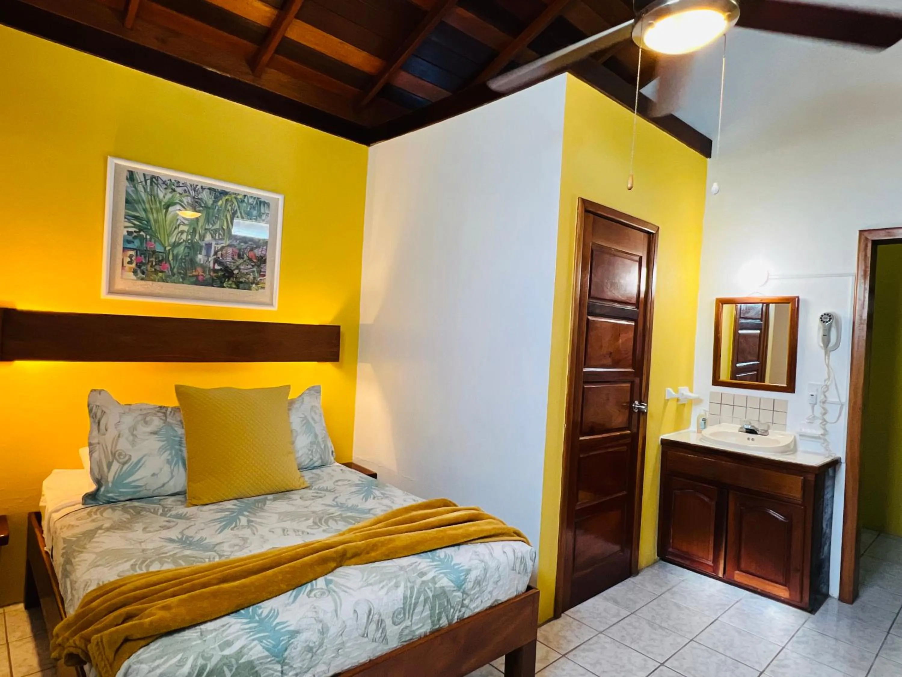 Photo of the whole room, Bed in Hotel Del Rio