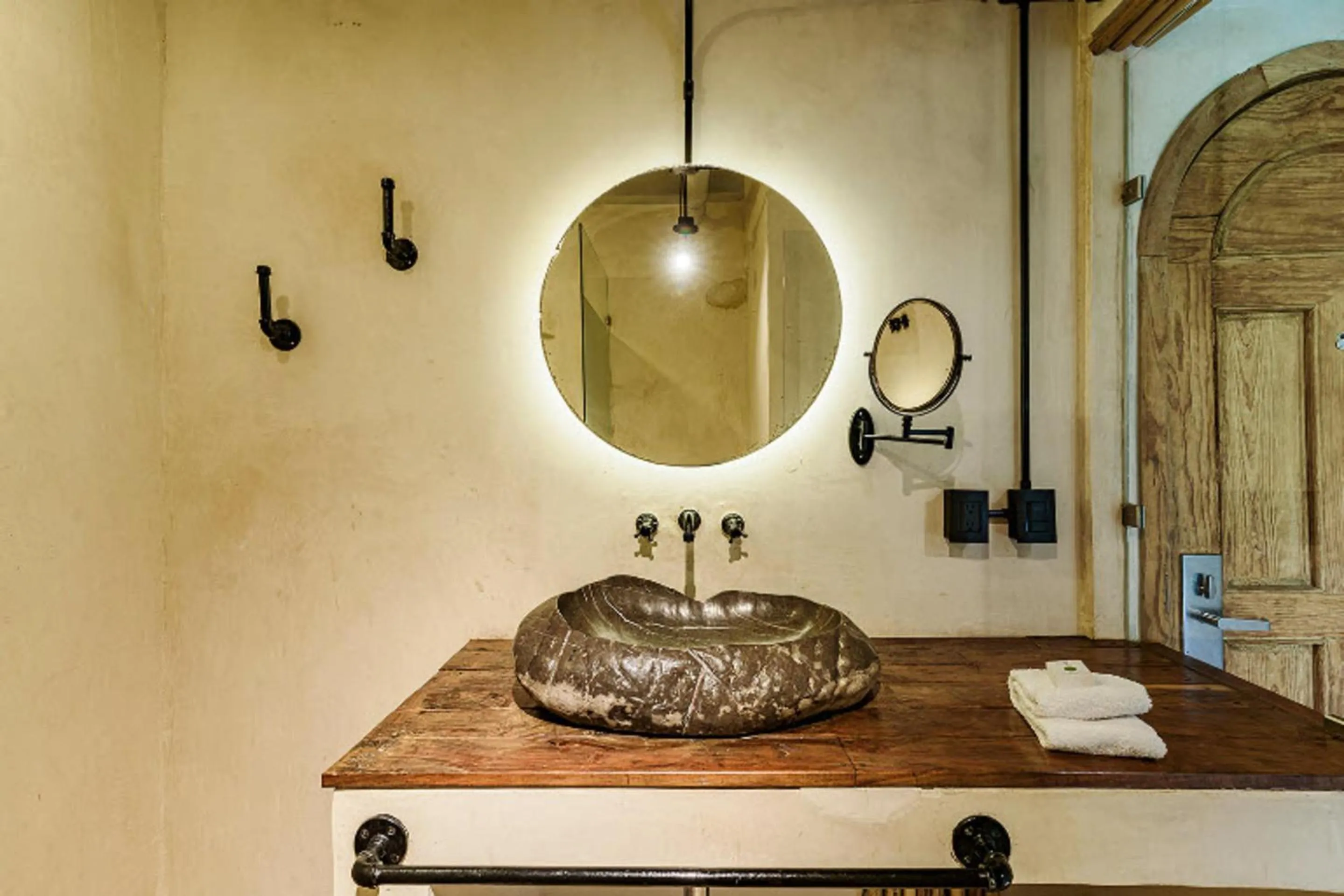 Bathroom in Caribbean Paradise Hotel & Spa - 5th Avenue