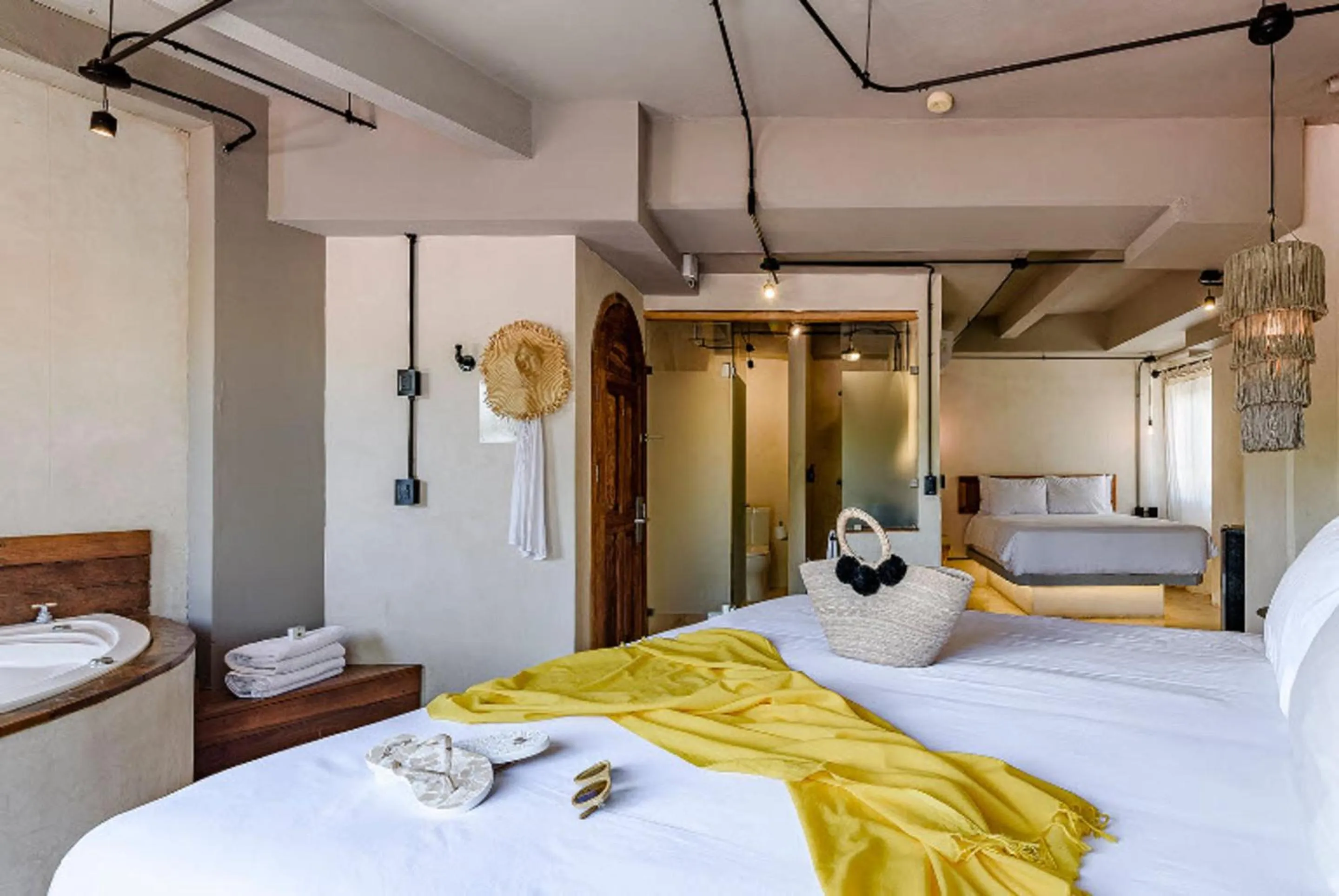 Bed in Caribbean Paradise Hotel & Spa - 5th Avenue