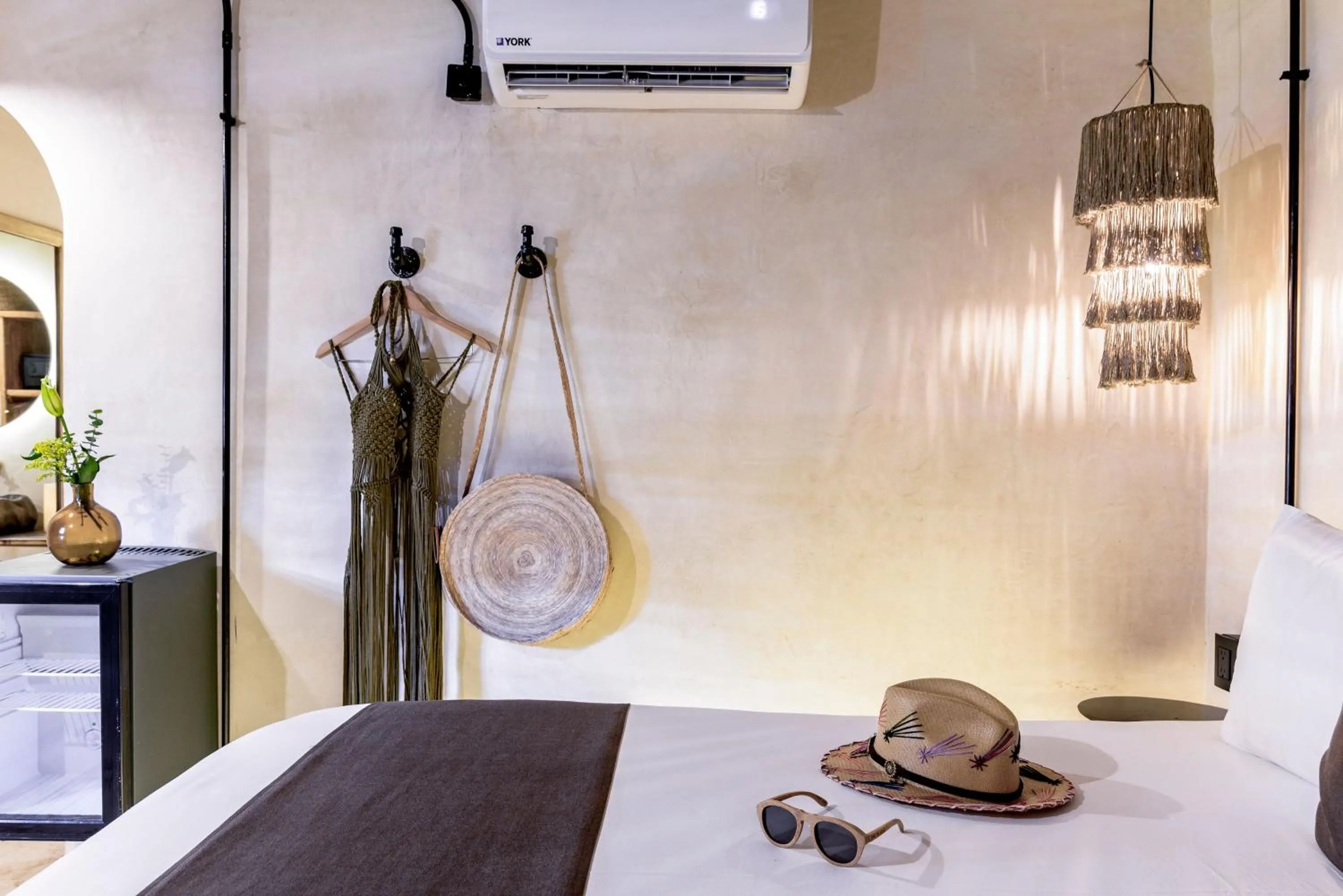 Photo of the whole room, Bed in Caribbean Paradise Hotel & Spa - 5th Avenue