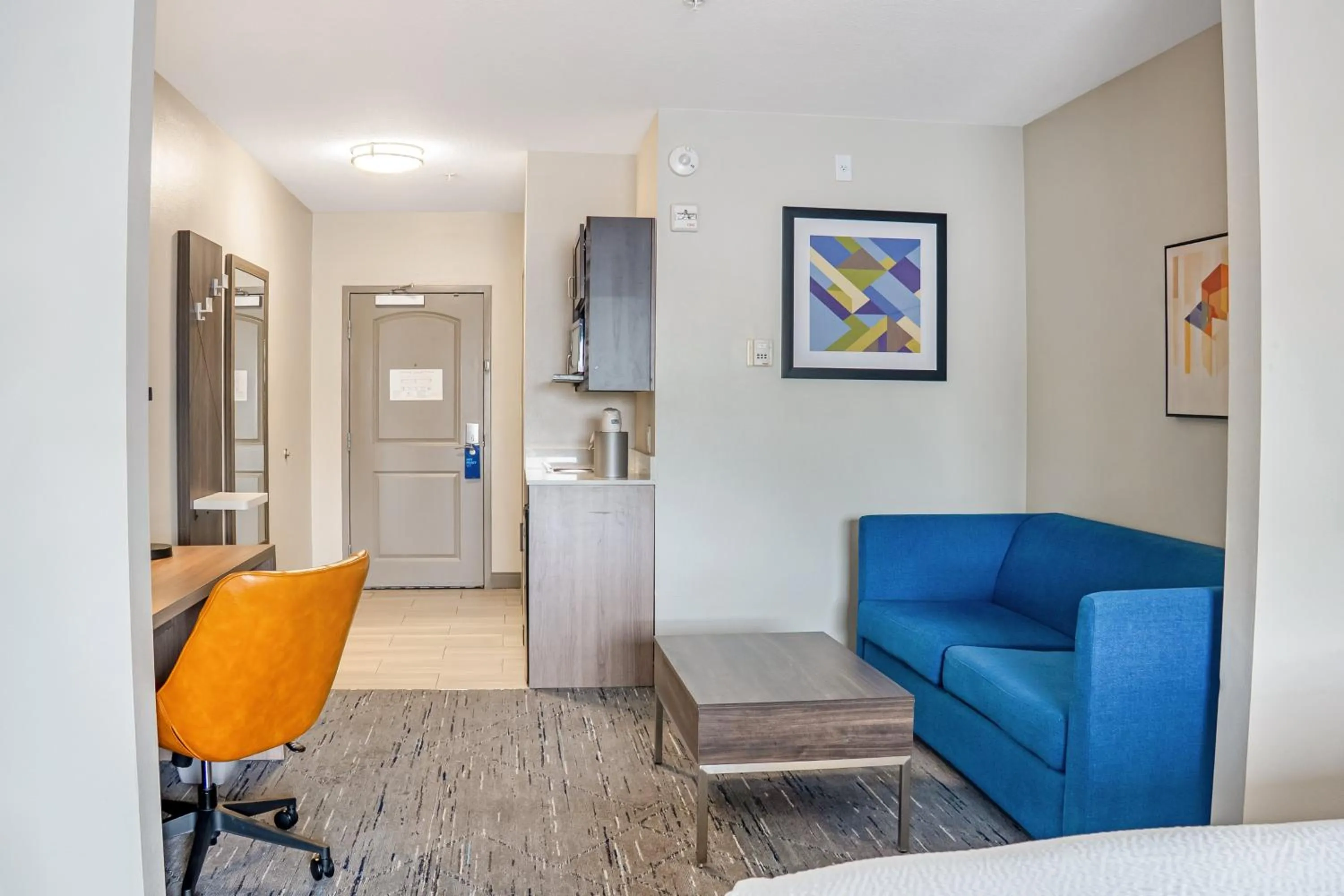 Photo of the whole room in Holiday Inn Express and Suites Saint Augustine North by IHG