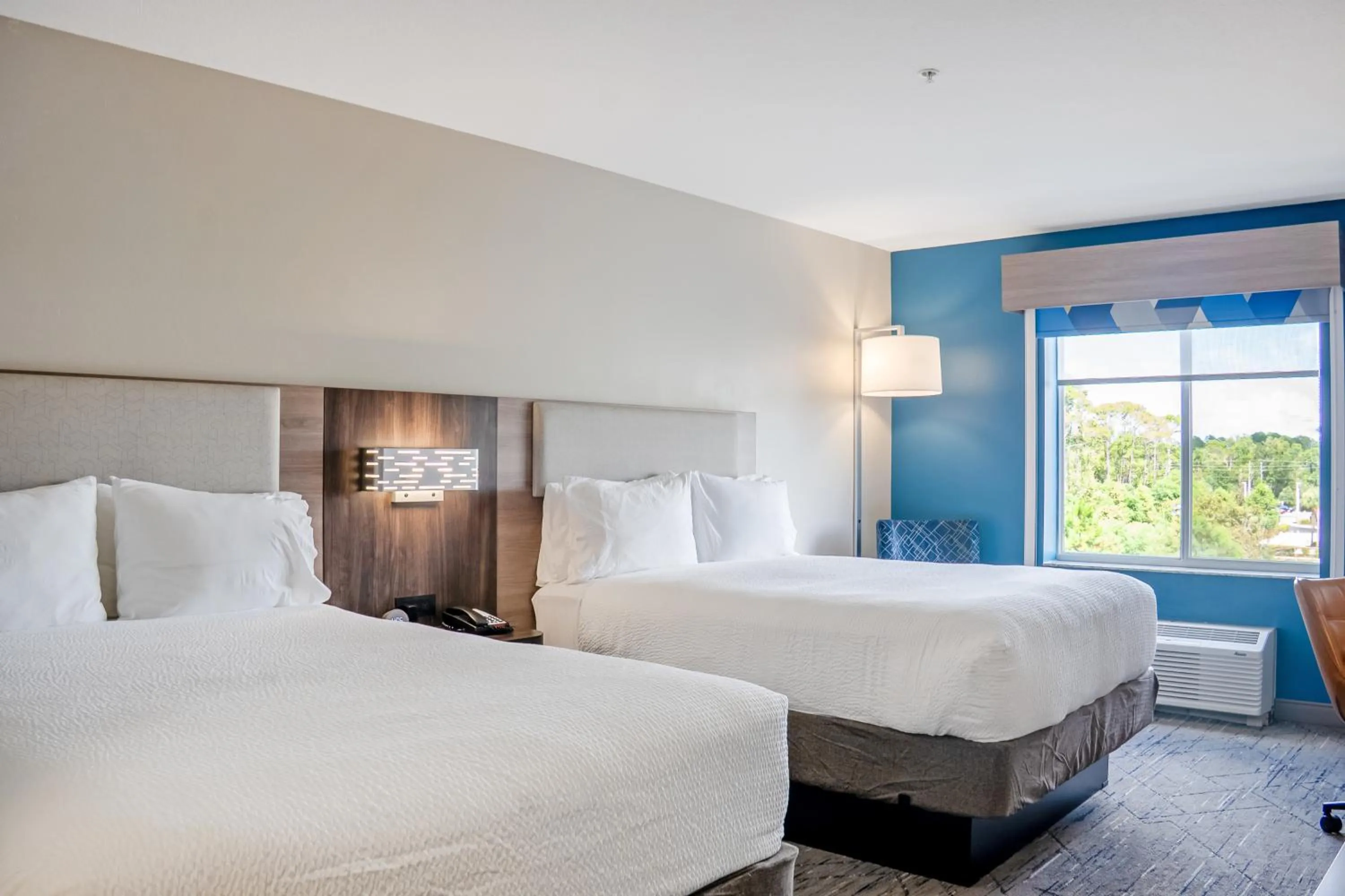 Bed in Holiday Inn Express and Suites Saint Augustine North by IHG