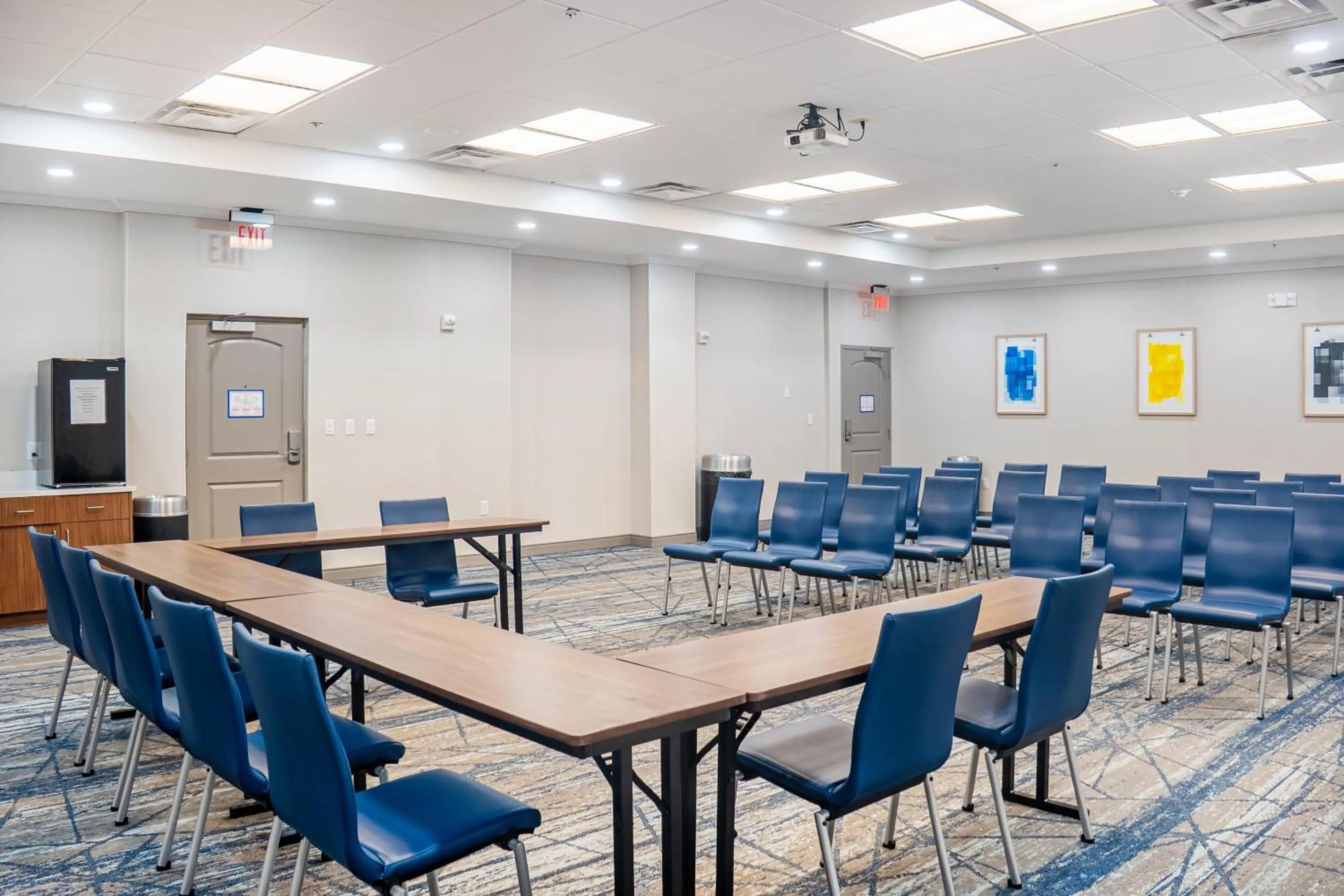 Meeting/conference room in Holiday Inn Express and Suites Saint Augustine North by IHG