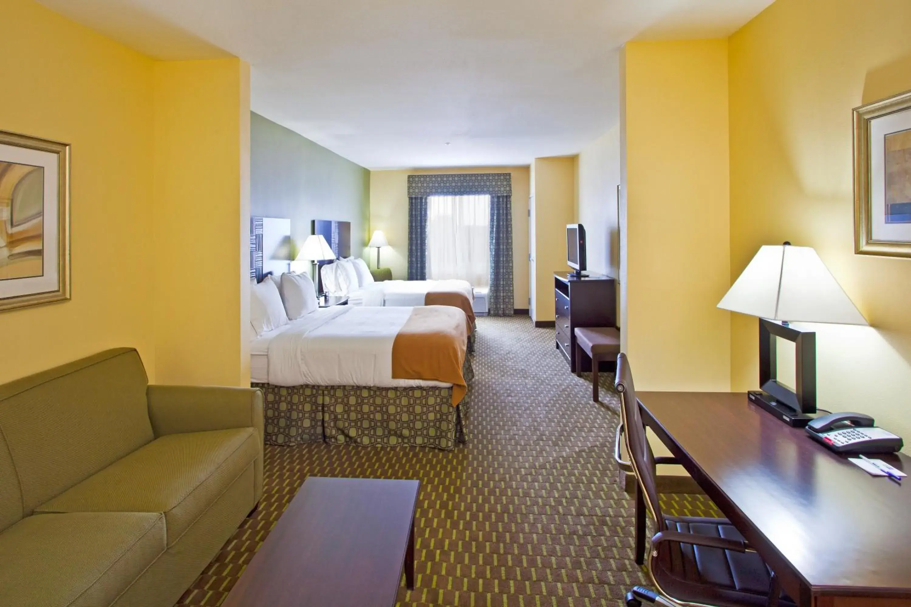 Suite with Two Beds - Non-Smoking in Holiday Inn Express and Suites Saint Augustine North by IHG Suite with Two Beds - Non-Smoking in Holiday Inn Express and Suites Saint Augustine North by IHG