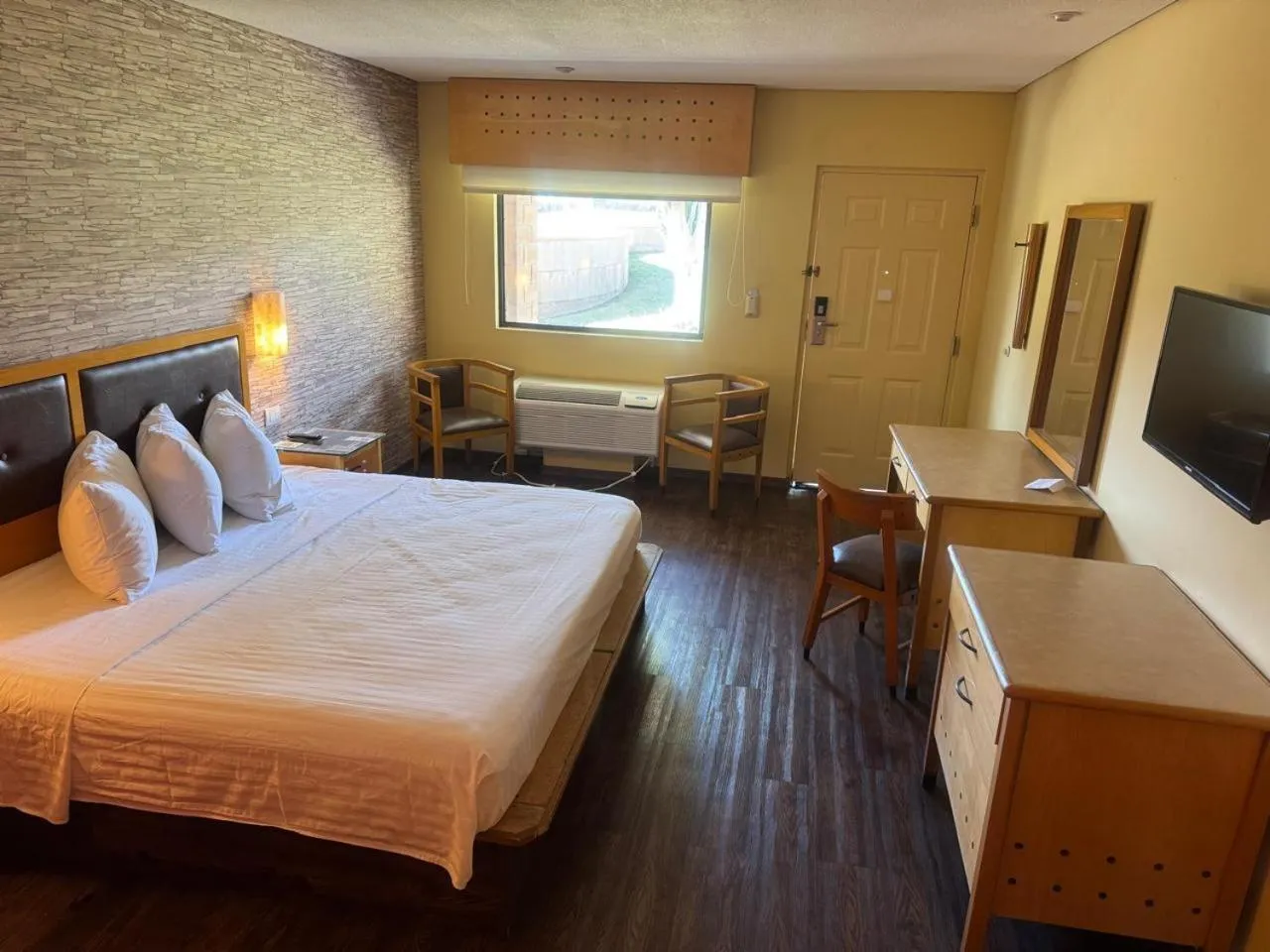 Bed in Hotel Colonial Hermosillo