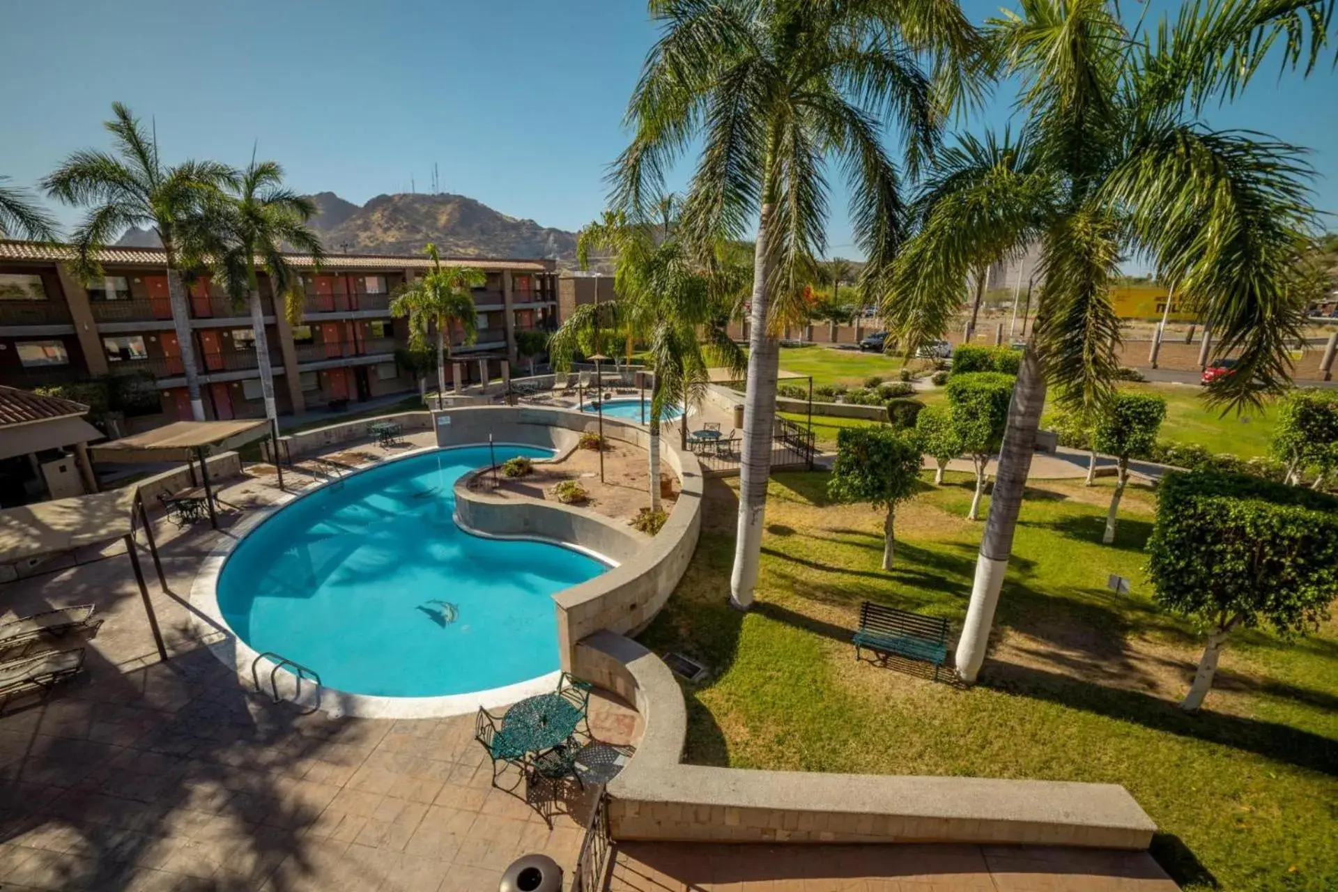 Property building in Hotel Colonial Hermosillo Property building in Hotel Colonial Hermosillo