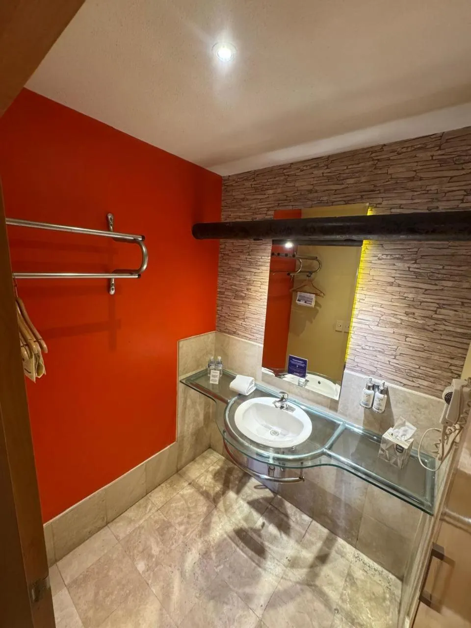 Bathroom in Hotel Colonial Hermosillo