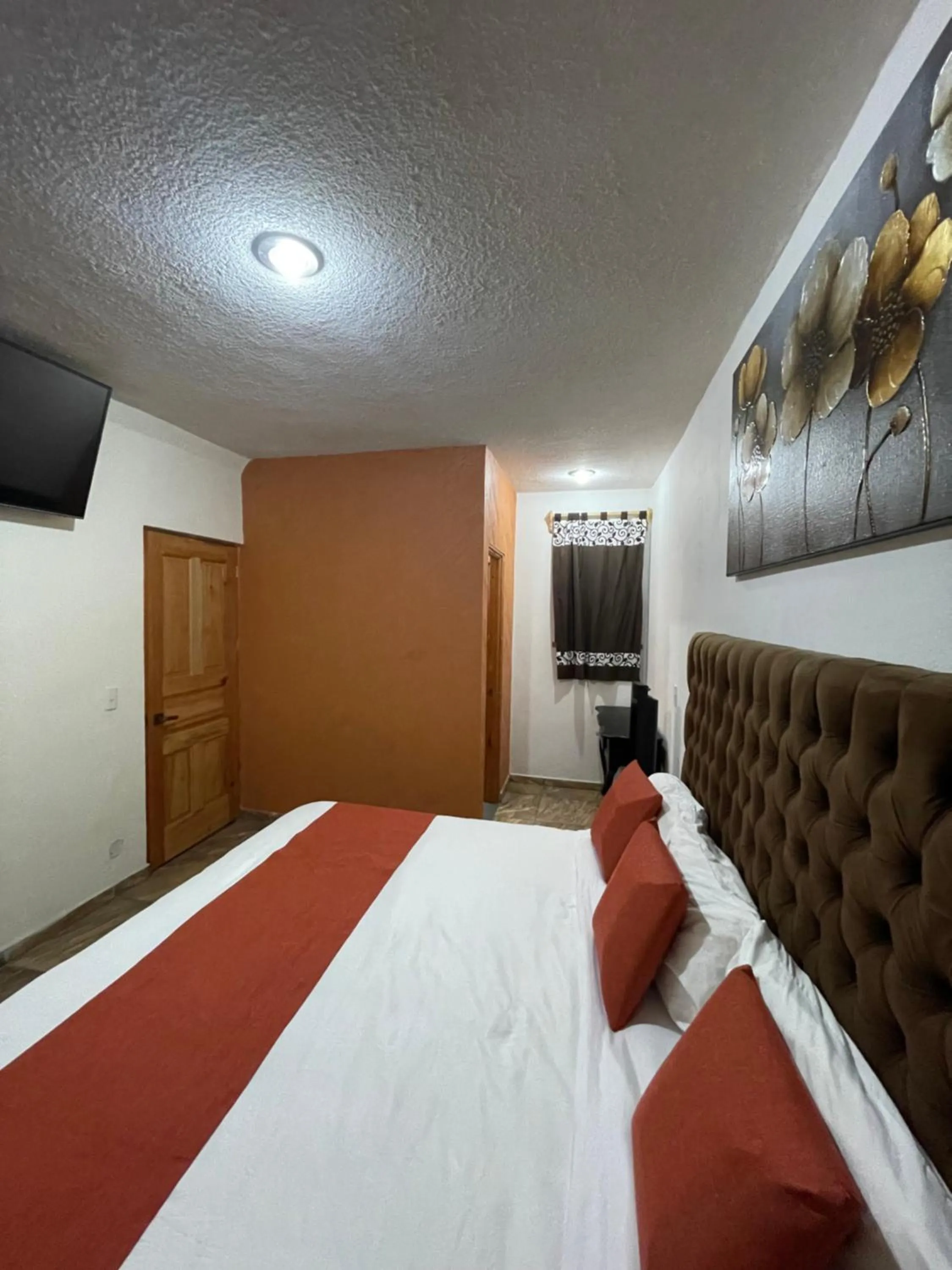 Photo of the whole room, Bed in Hotel & Balneario Los Angeles