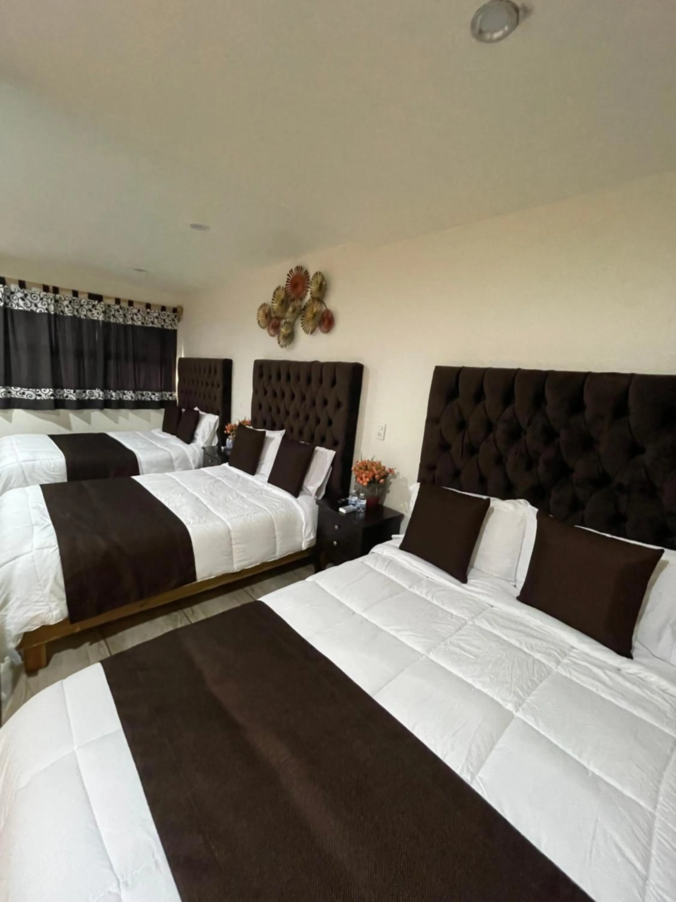 Bed in Hotel & Balneario Los Angeles