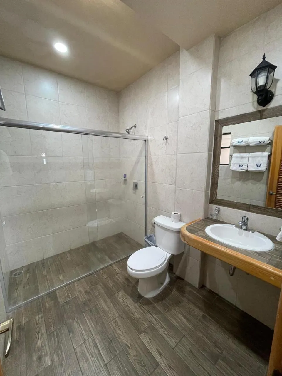 Bathroom in Hotel & Balneario Los Angeles