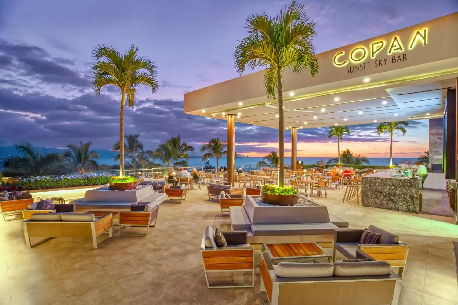 Lounge or bar in Paradise Village Lounge or bar in Paradise Village