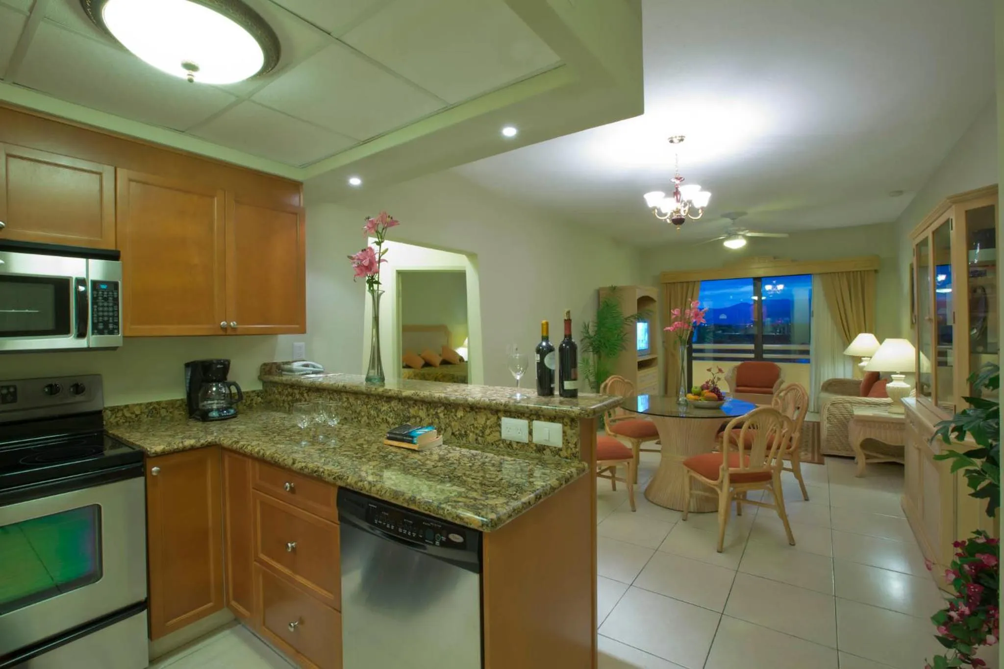Kitchen or kitchenette in Paradise Village