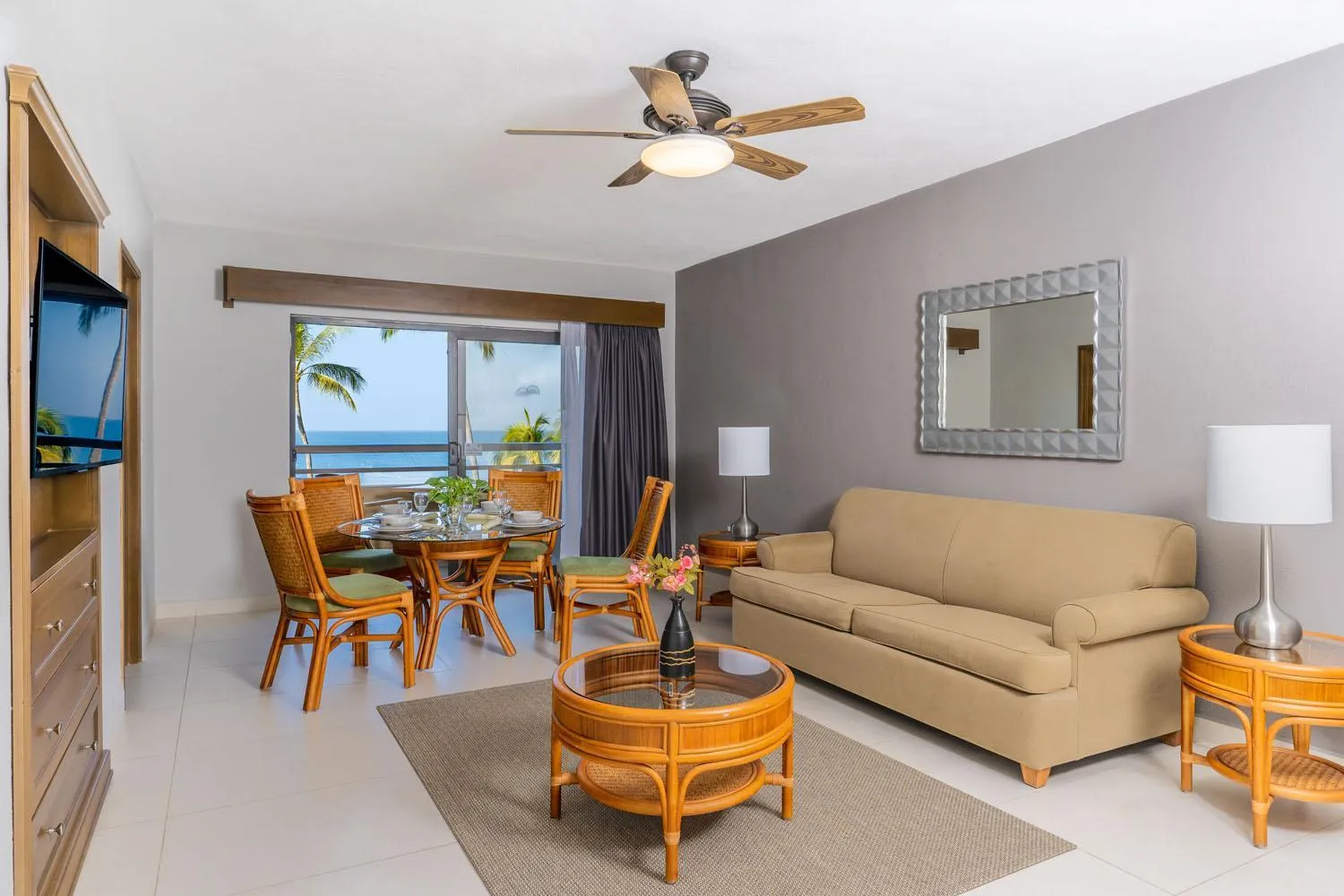 Living room in Paradise Village