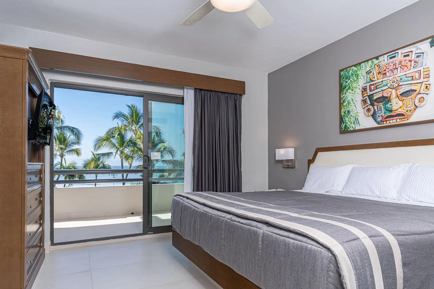 Bedroom, Bed in Paradise Village