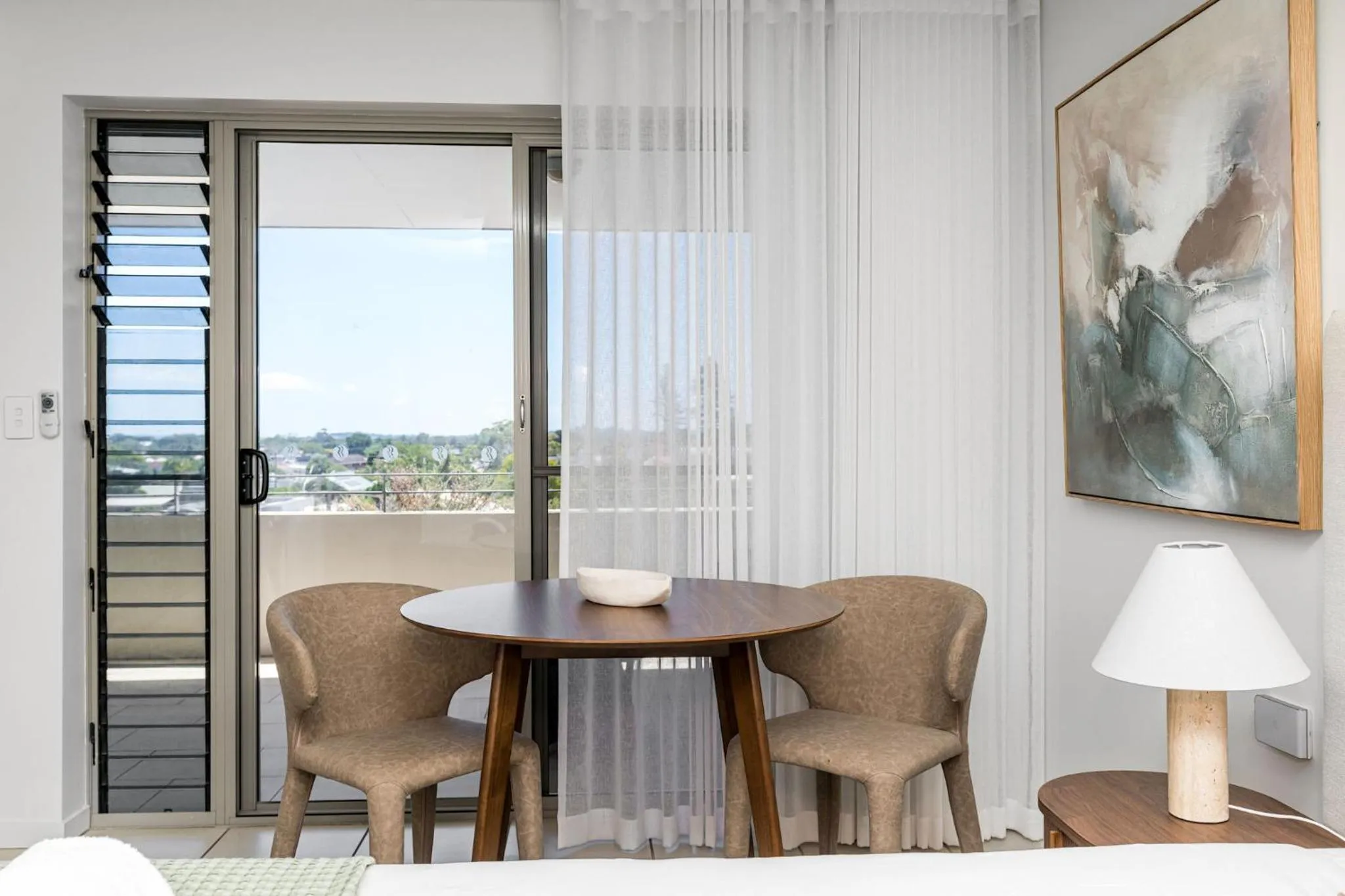 Riverside Apartments & Hotel