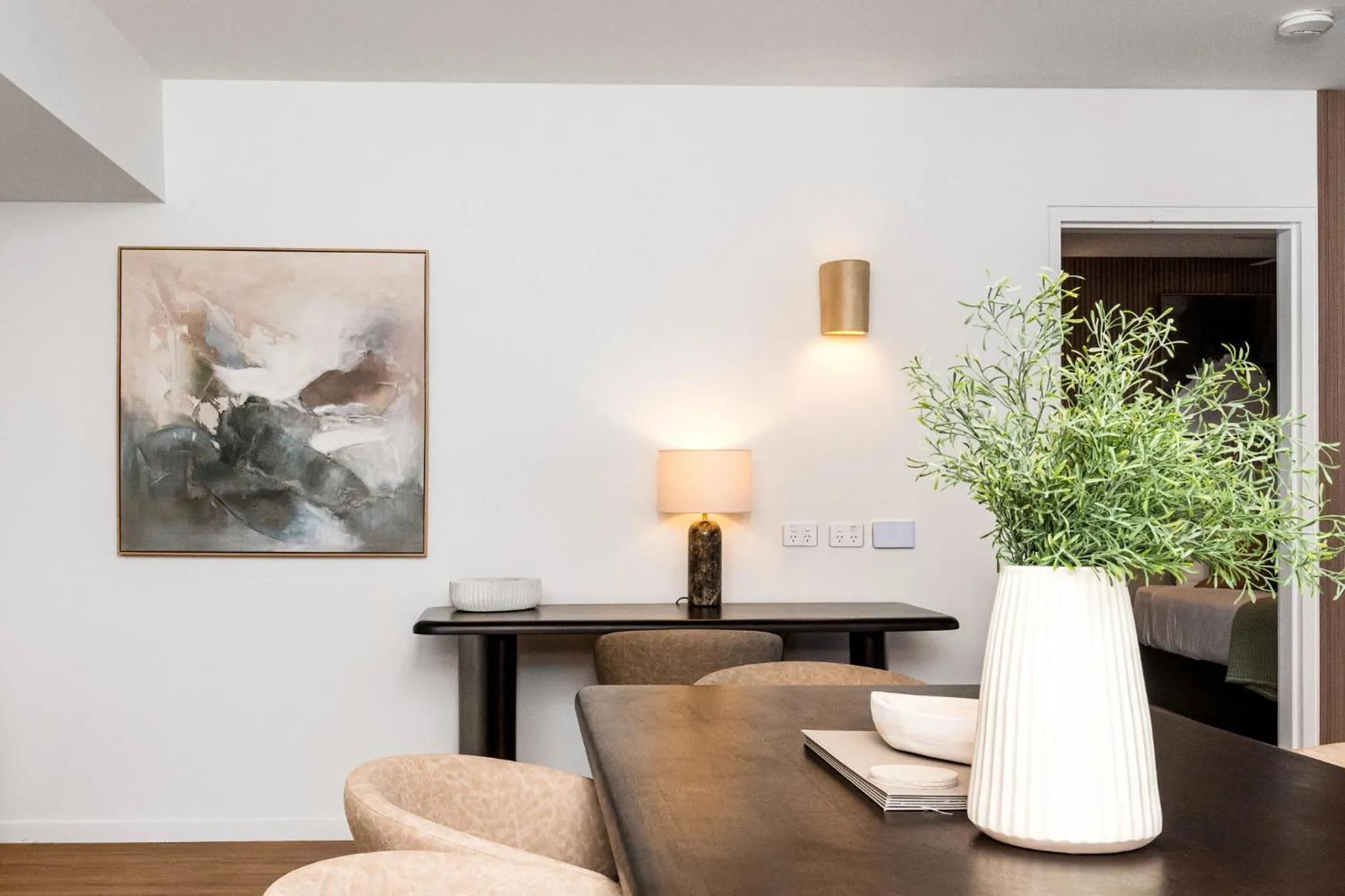 Riverside Apartments & Hotel