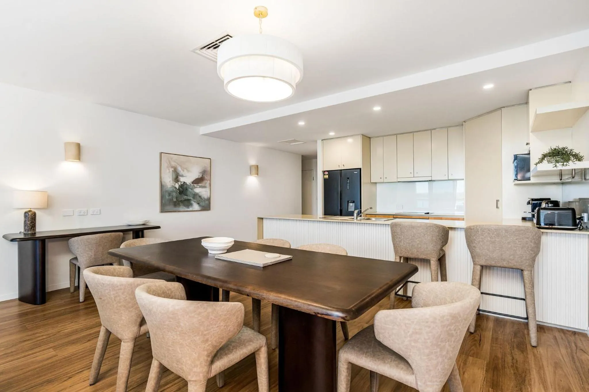 Riverside Apartments & Hotel