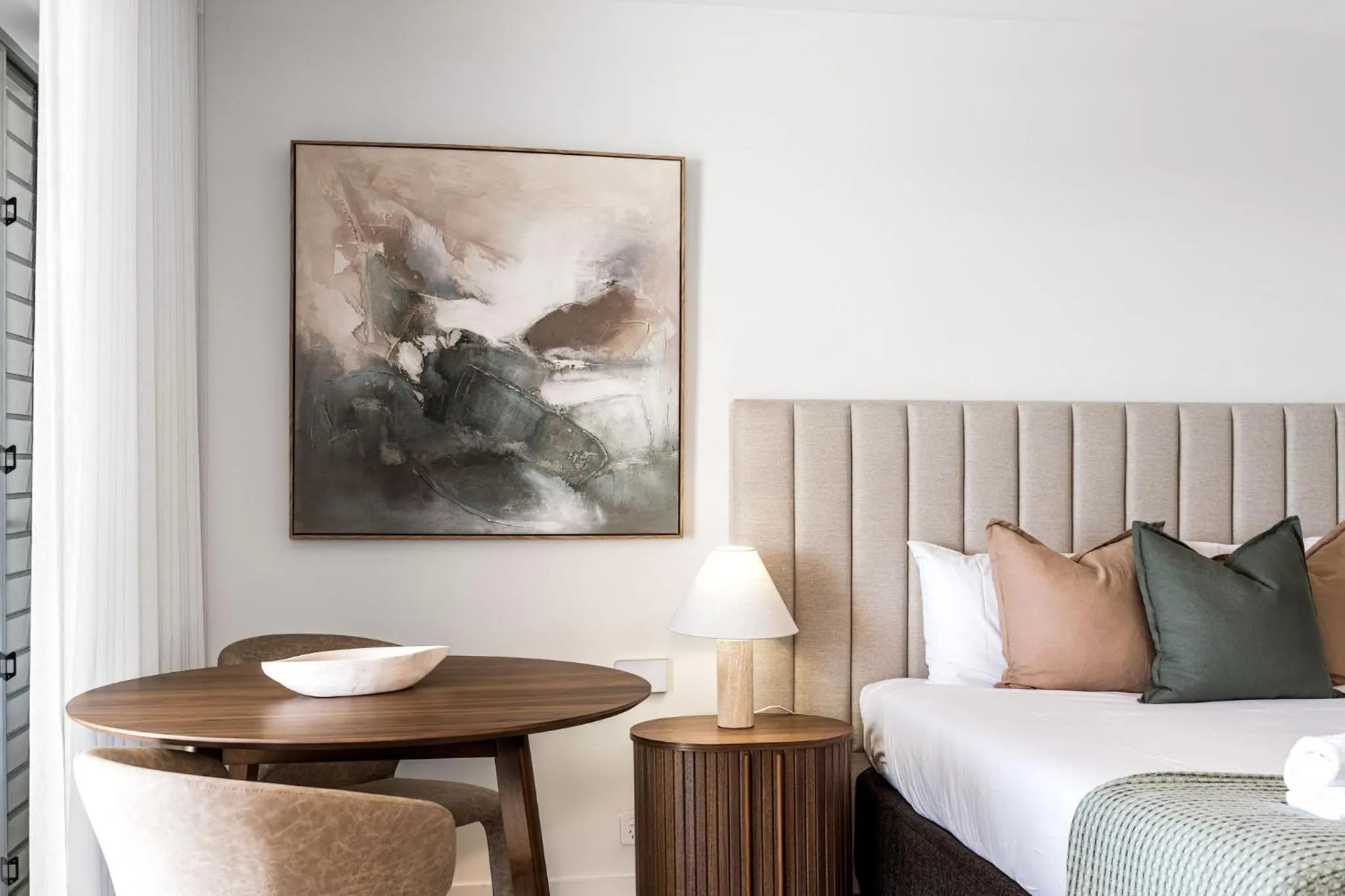 Bed in Riverside Apartments & Hotel