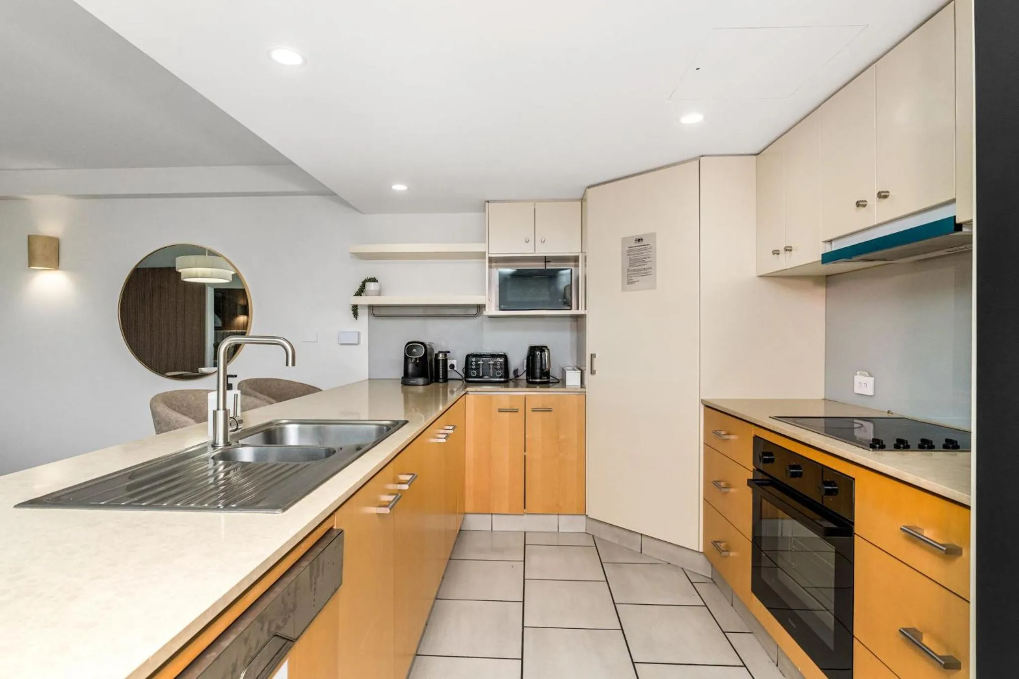 Riverside Apartments & Hotel