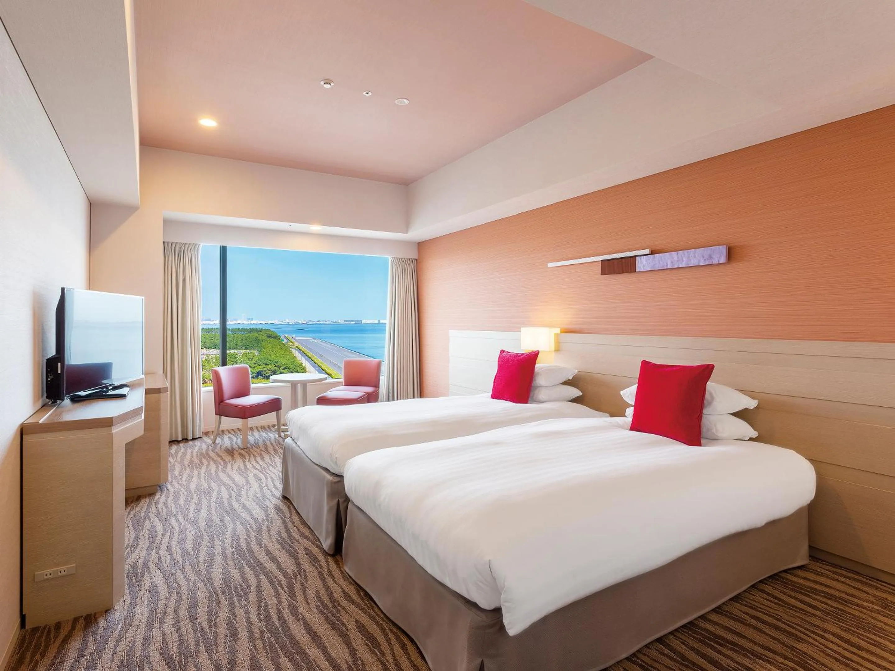 Photo of the whole room in Tokyo Bay Tokyu Hotel