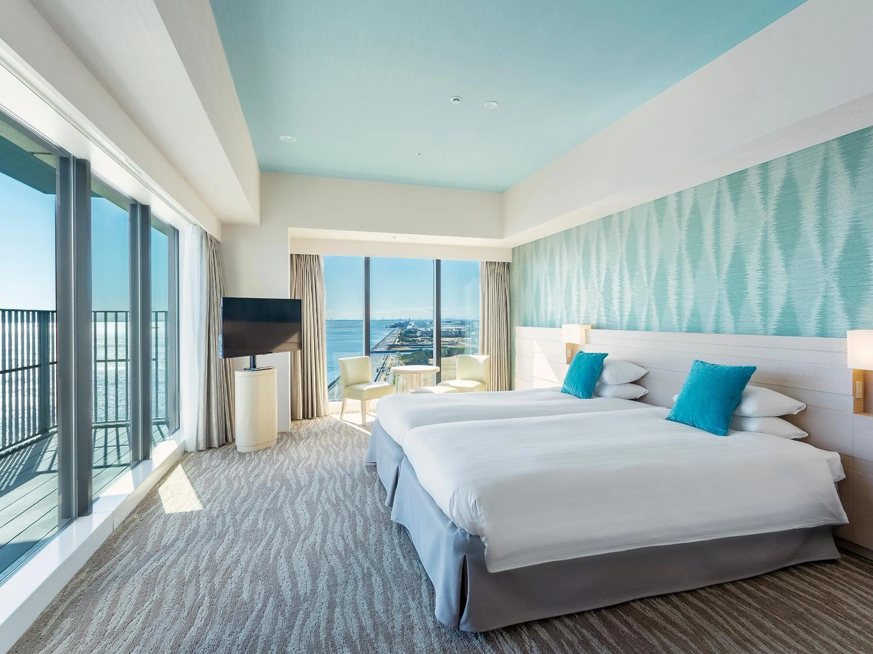 Photo of the whole room in Tokyo Bay Tokyu Hotel