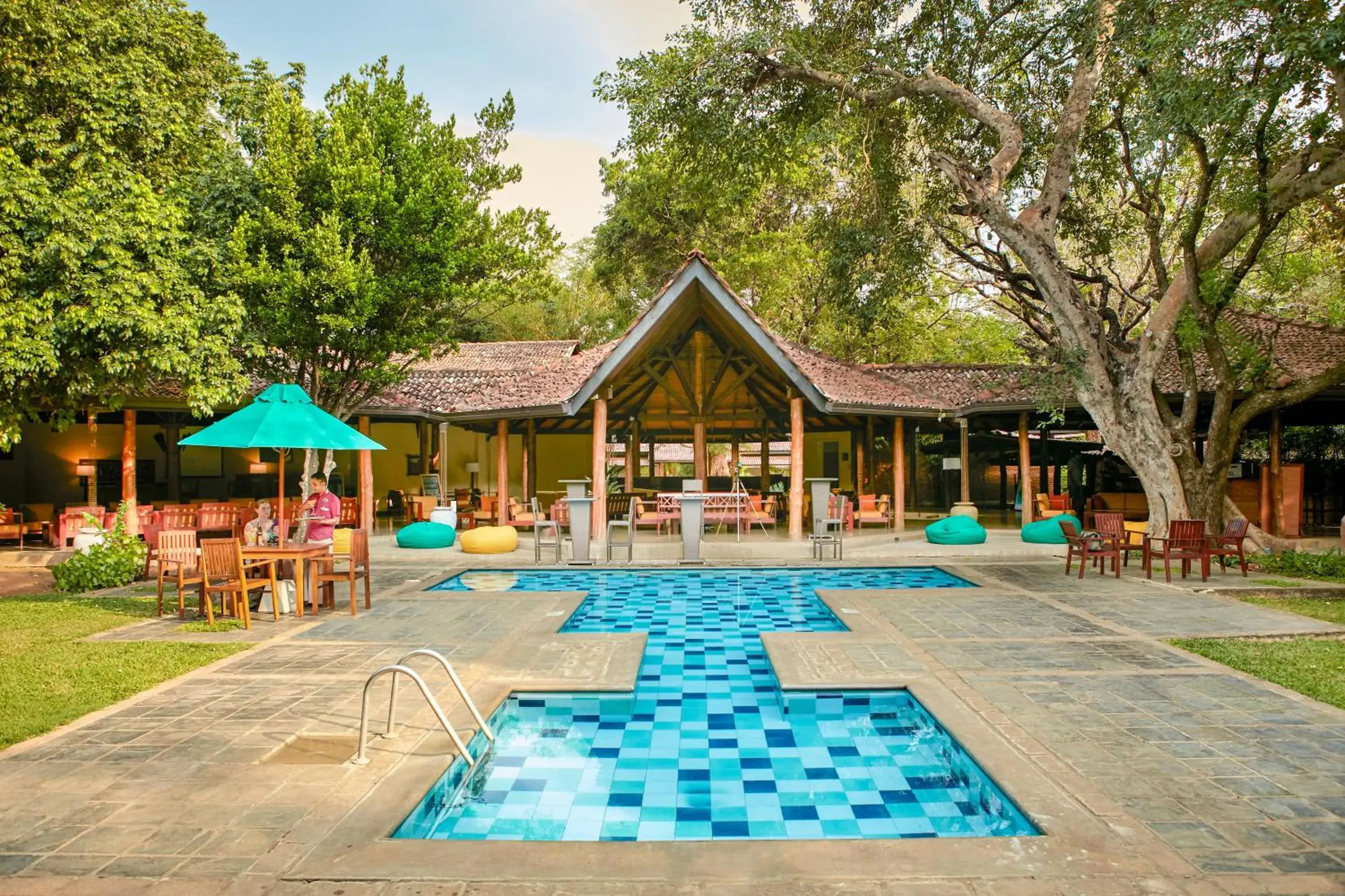 Pool view in Hotel Sigiriya Pool view in Hotel Sigiriya