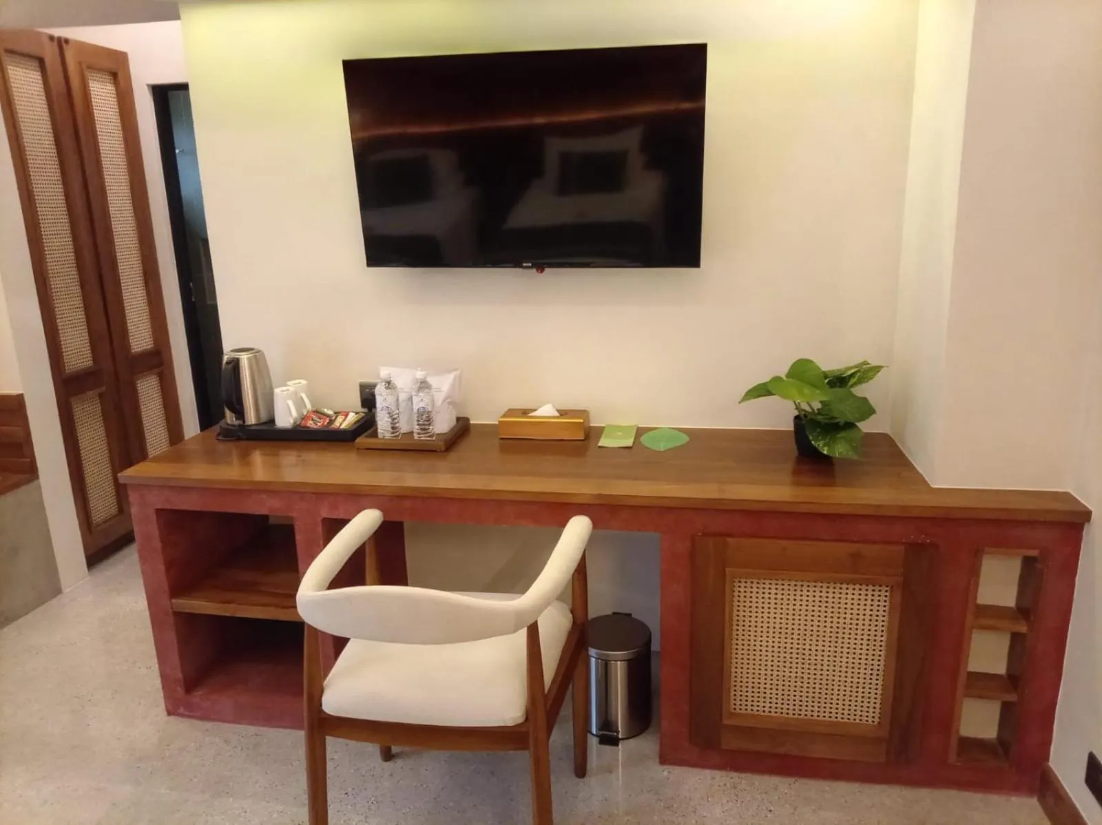 TV and multimedia in Hotel Sigiriya