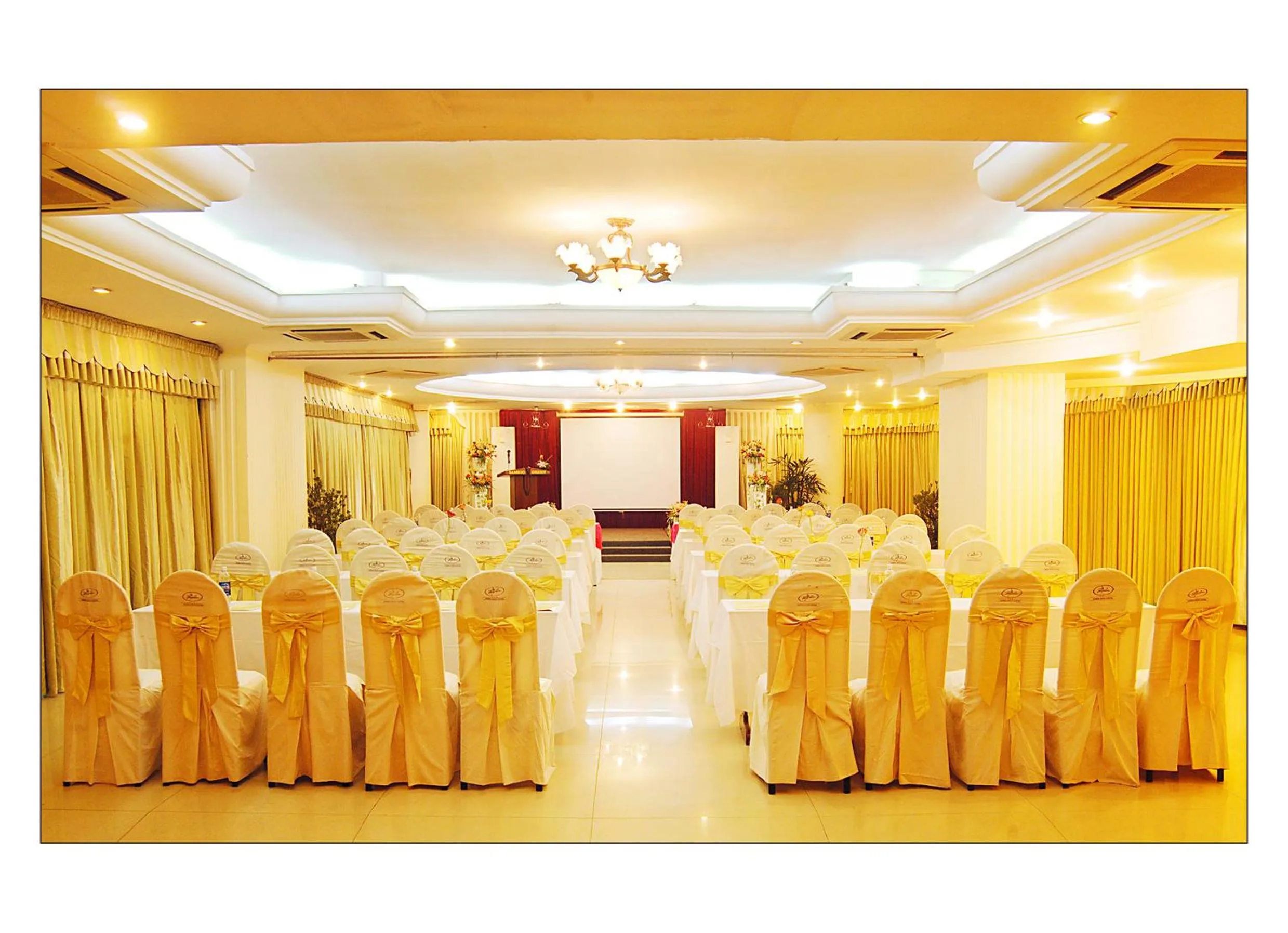 Meeting/conference room in Bamboo Green Central Hotel