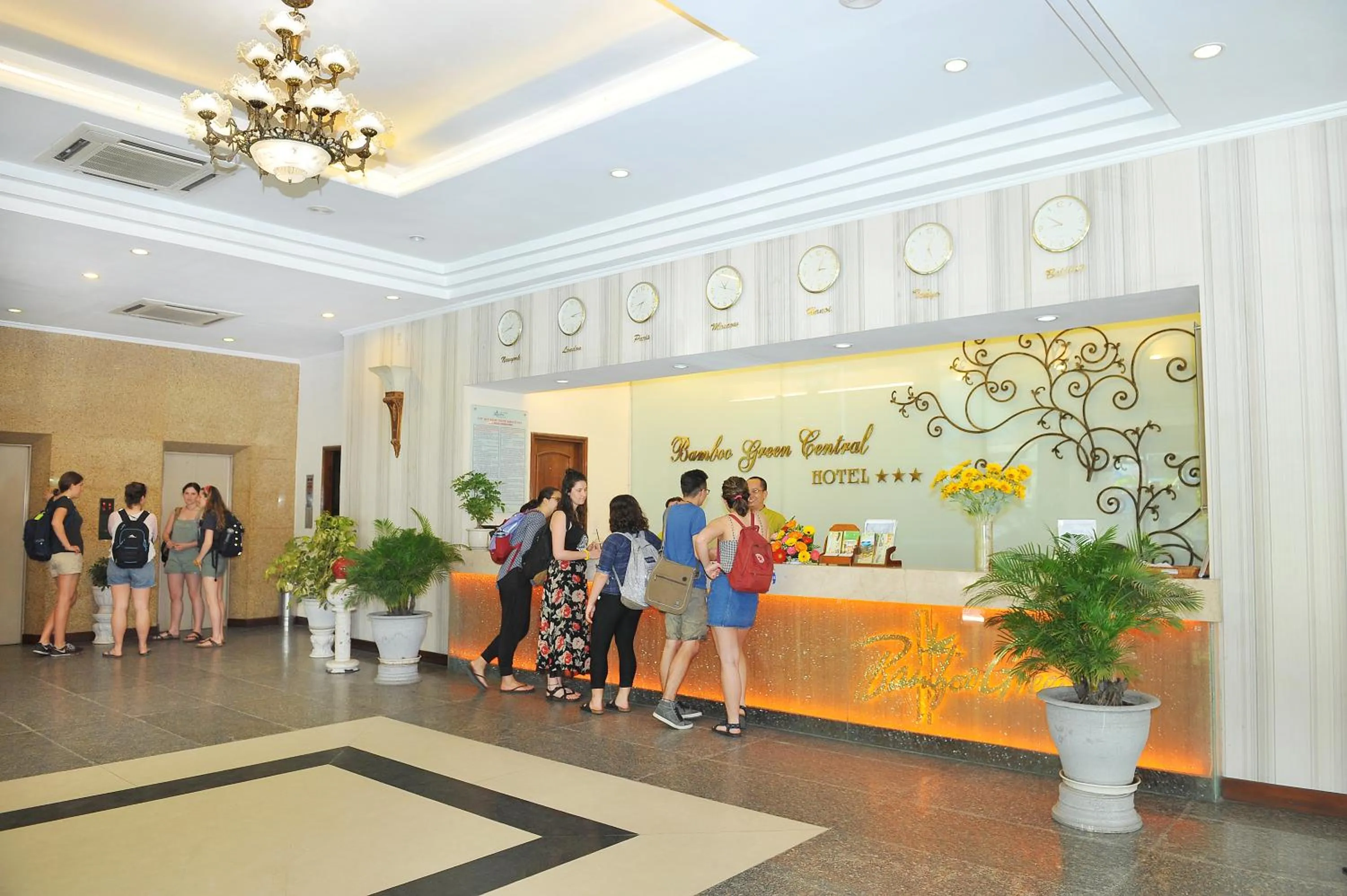 Lobby or reception in Bamboo Green Central Hotel
