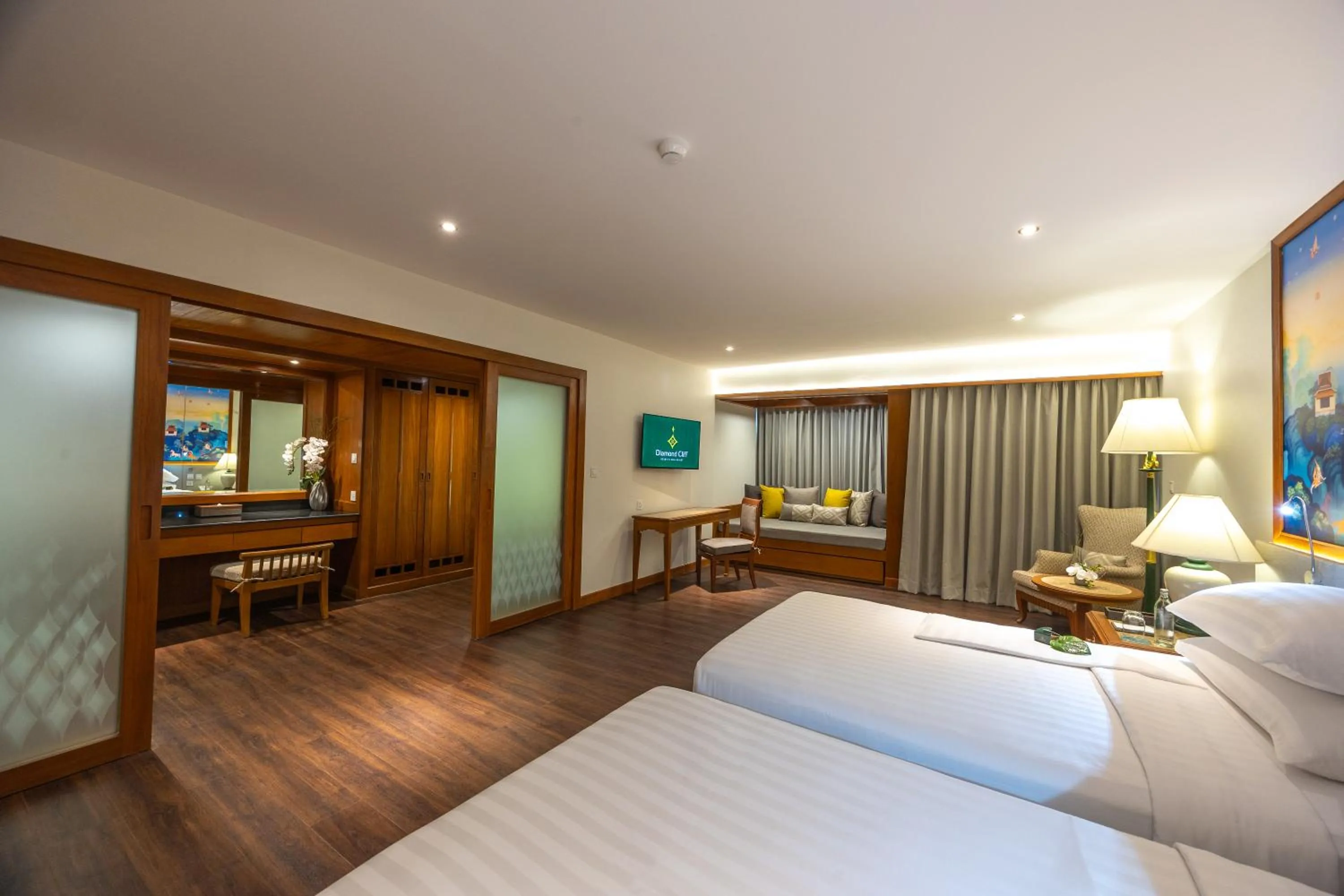 Bed in Diamond Cliff Resort & Spa, Patong Beach