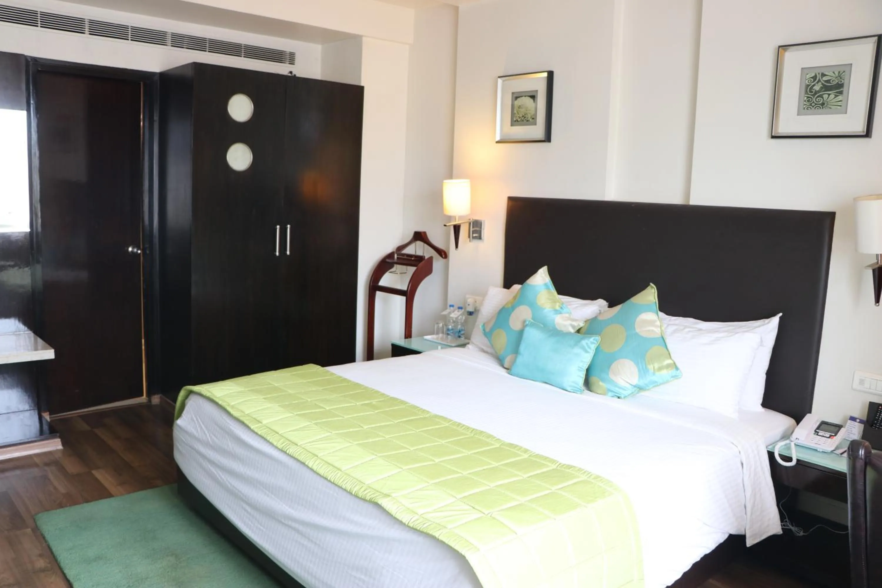 Bedroom, Bed in Fortune Inn Sree Kanya, Visakhapatnam - Member ITC Hotels' Group