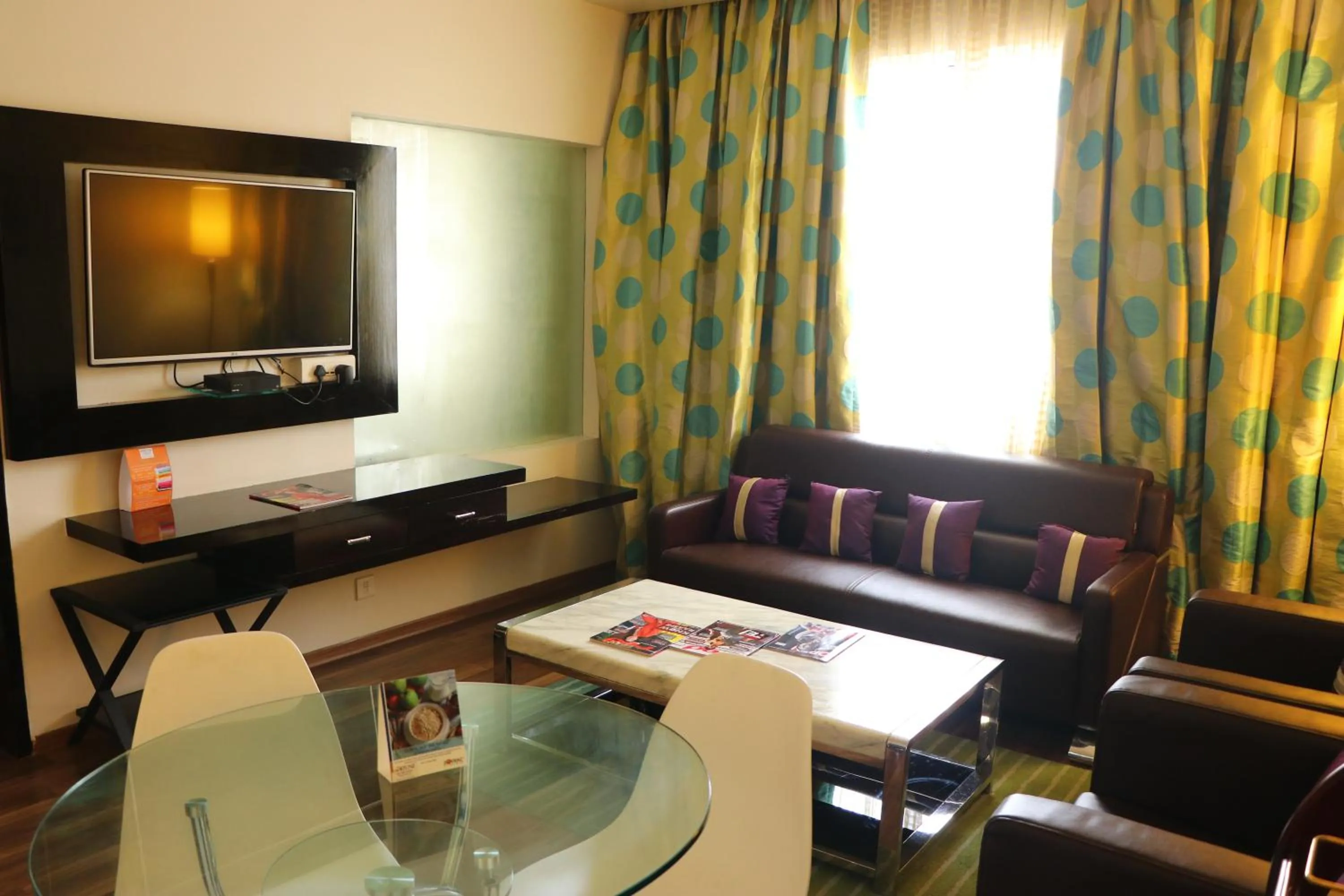 Living room in Fortune Inn Sree Kanya, Visakhapatnam - Member ITC Hotels' Group