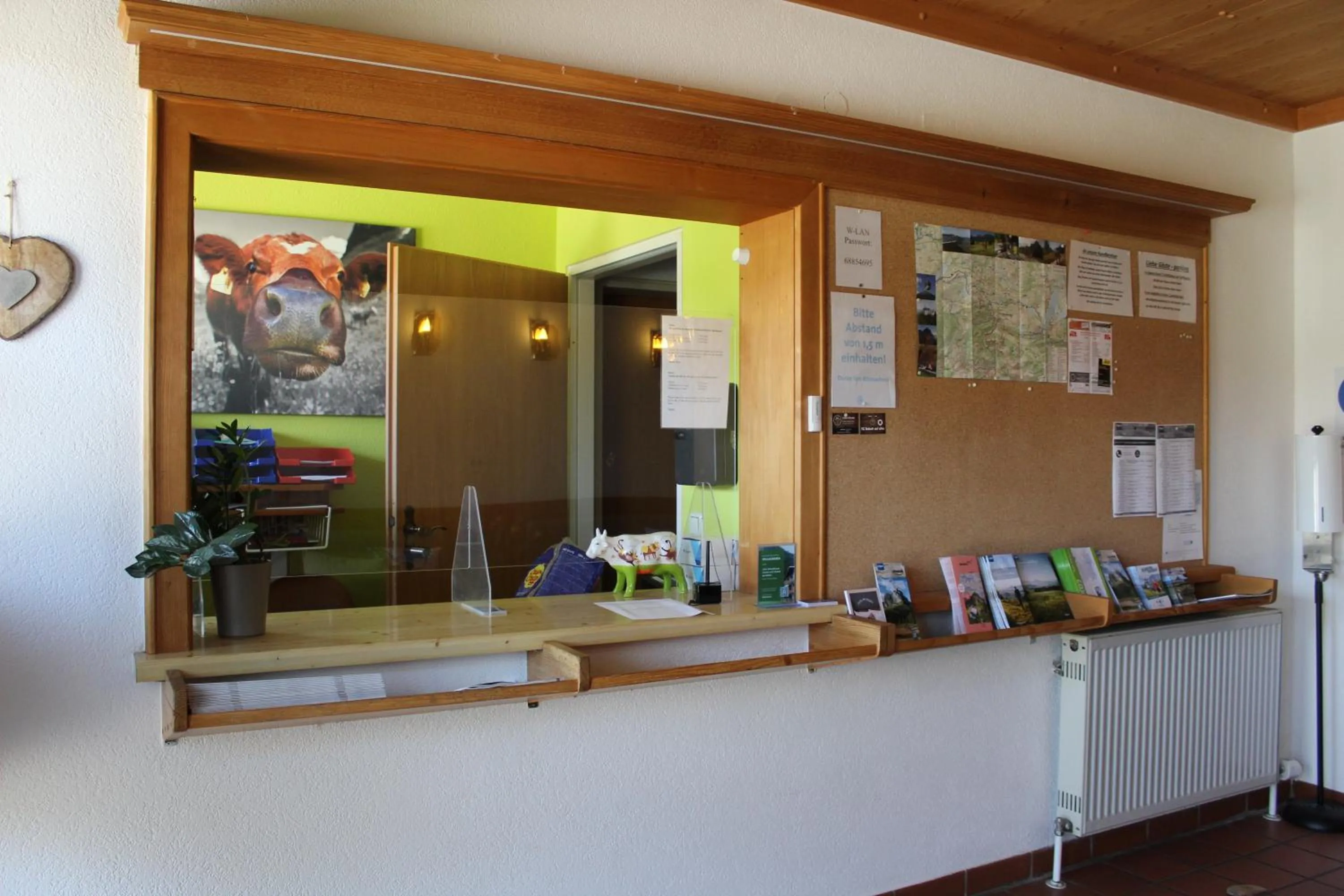 Lobby or reception in Appartement-Hotel Happy Kienberg