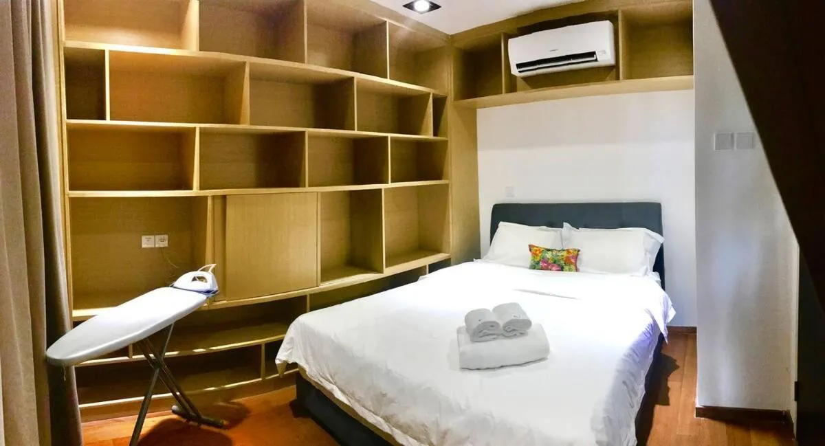 b.suites 21