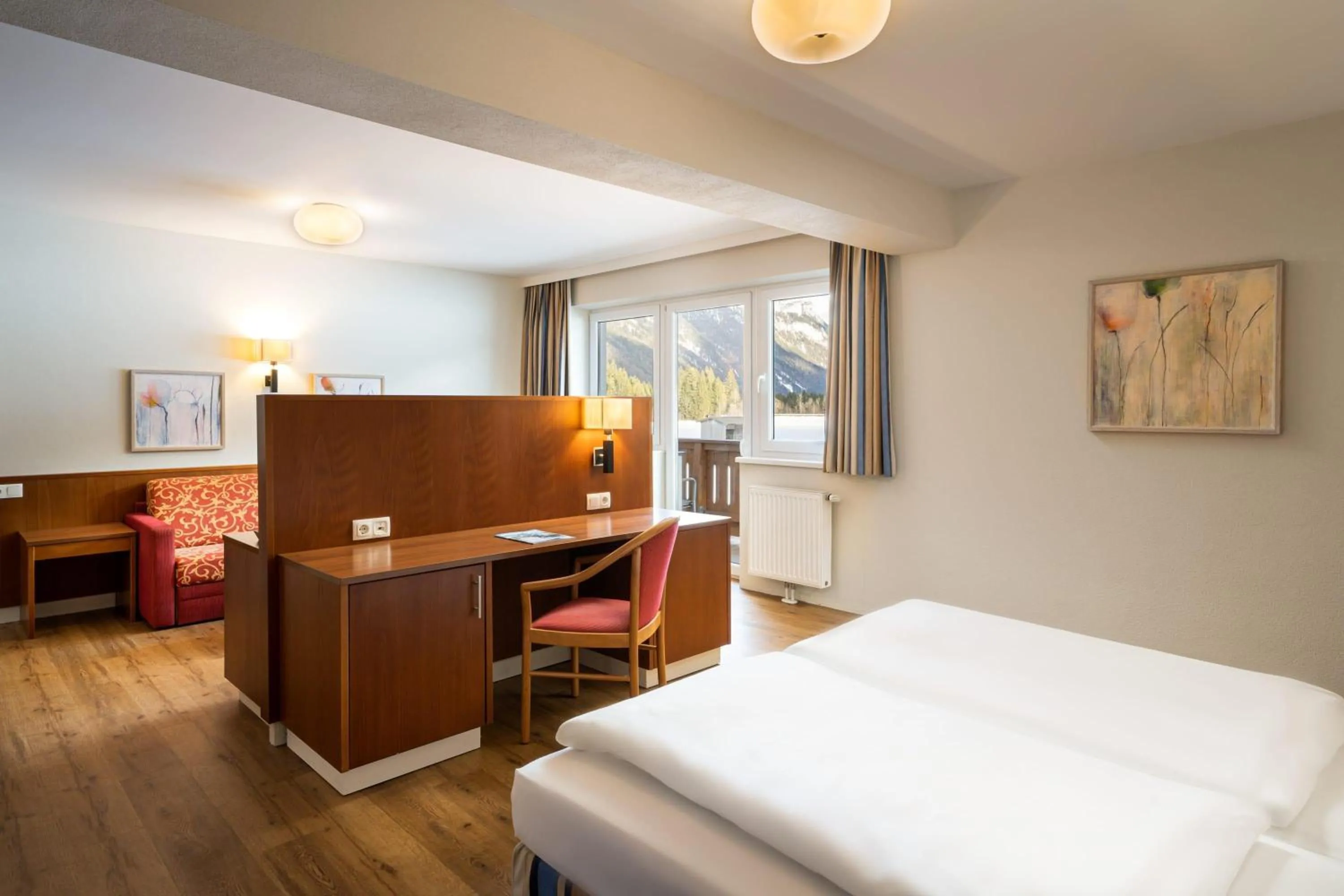 Photo of the whole room, Bed in elaya hotel steinplatte, Trademark by Wyndham