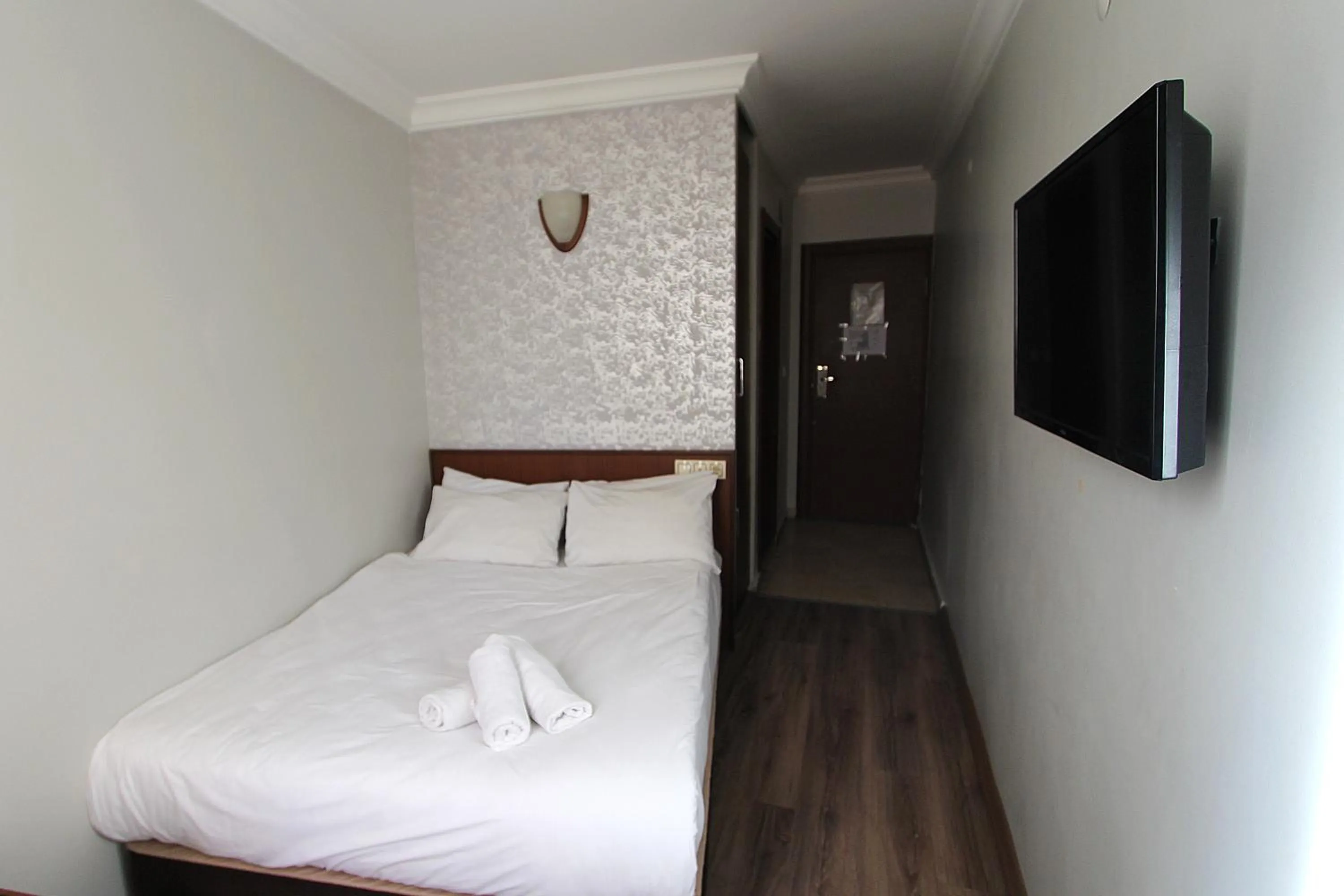 Bed in Lyon Hotel İstanbul