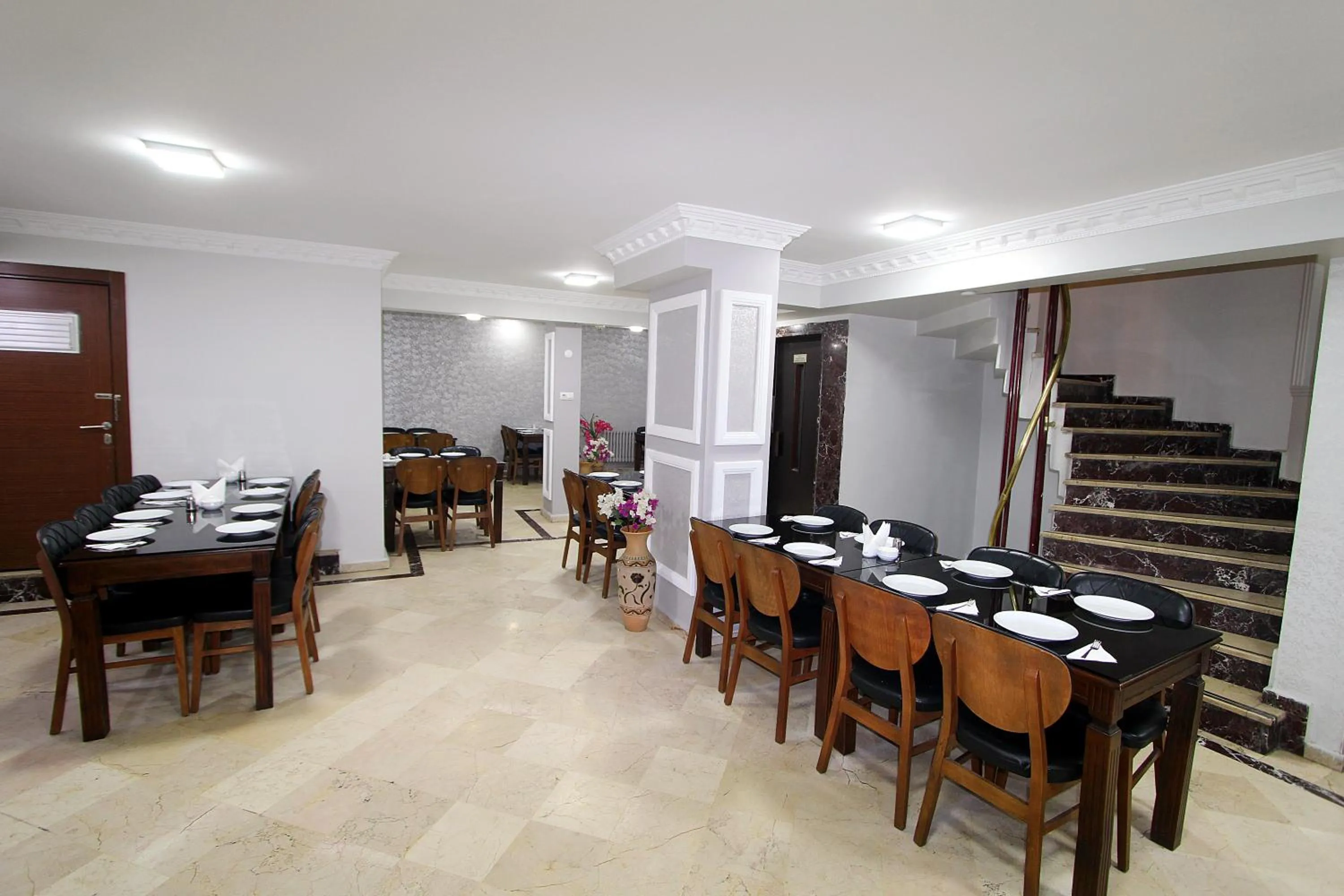 Breakfast in Lyon Hotel İstanbul