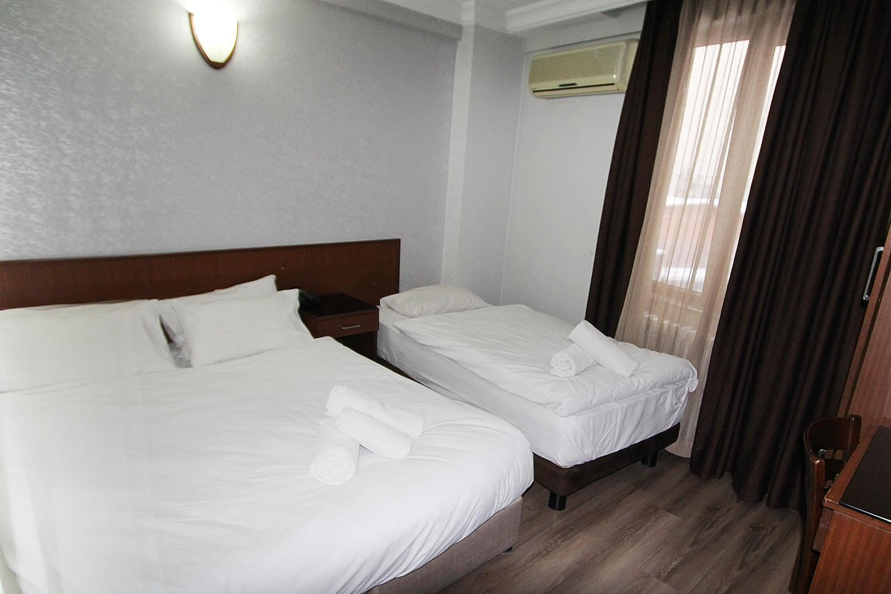 Bed in Lyon Hotel İstanbul