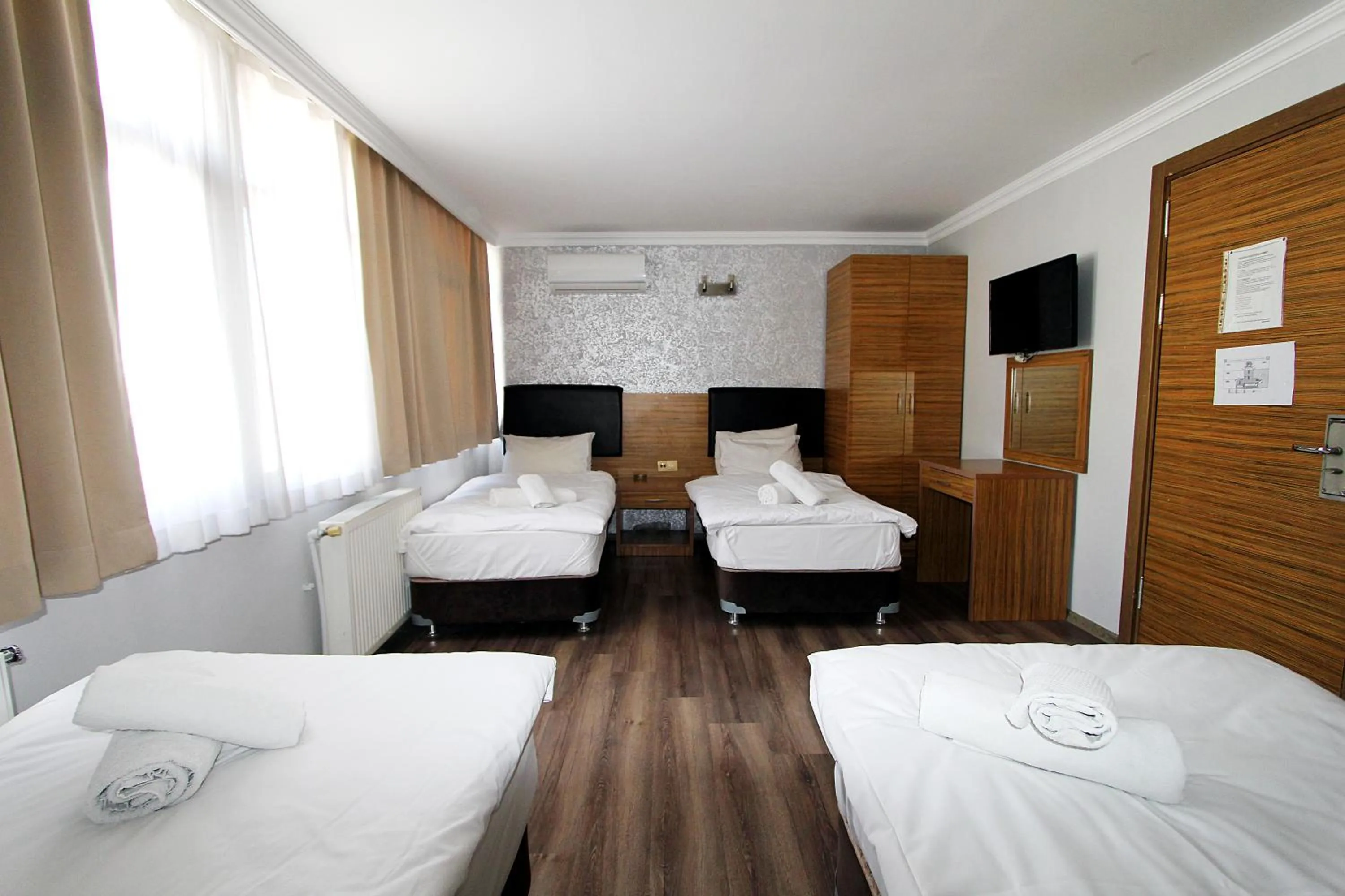 Bed in Lyon Hotel İstanbul