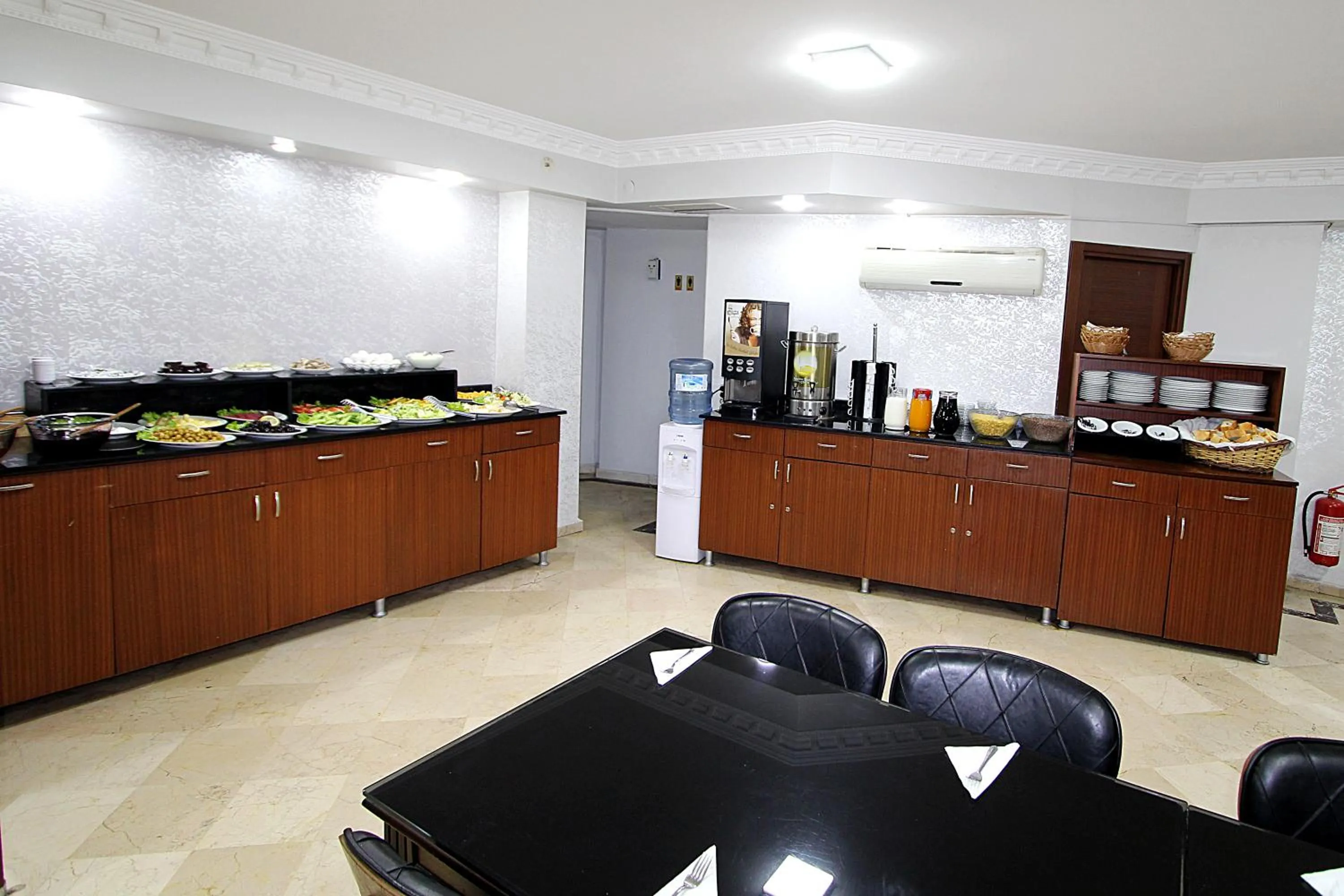 Lyon Hotel İstanbul