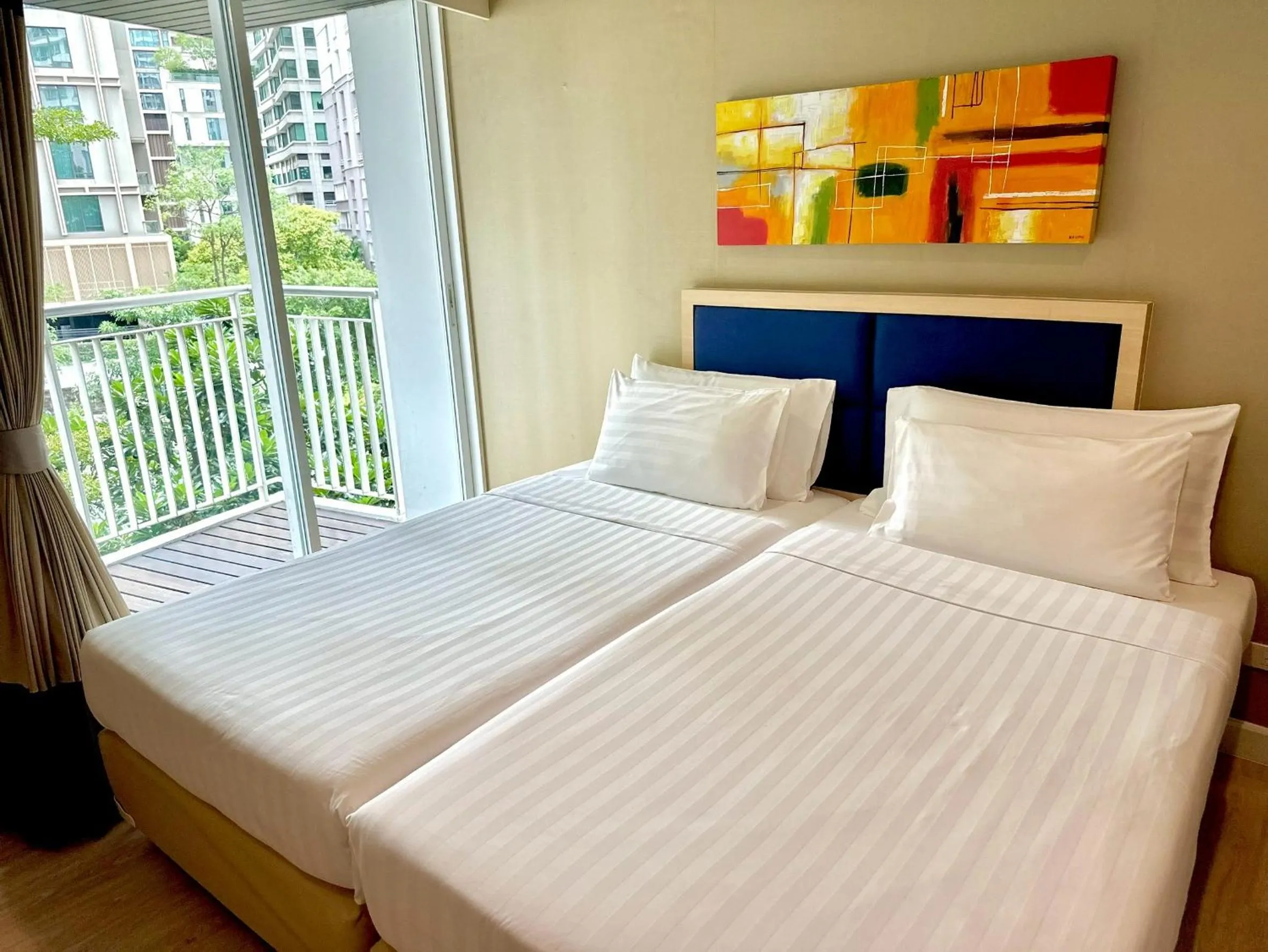 Bed in Urbana Langsuan Hotel