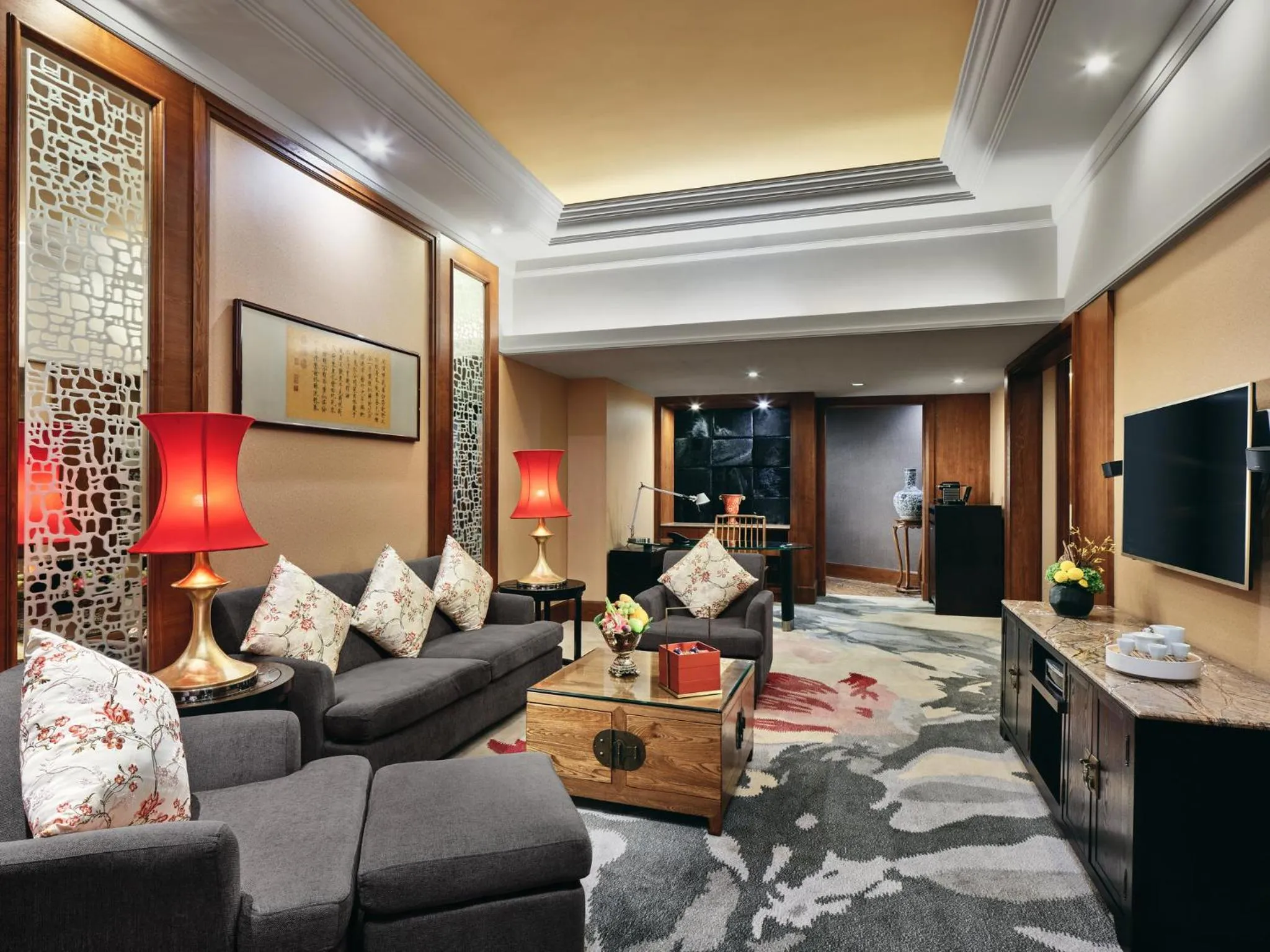 Photo of the whole room in InterContinental Shenzhen by IHG